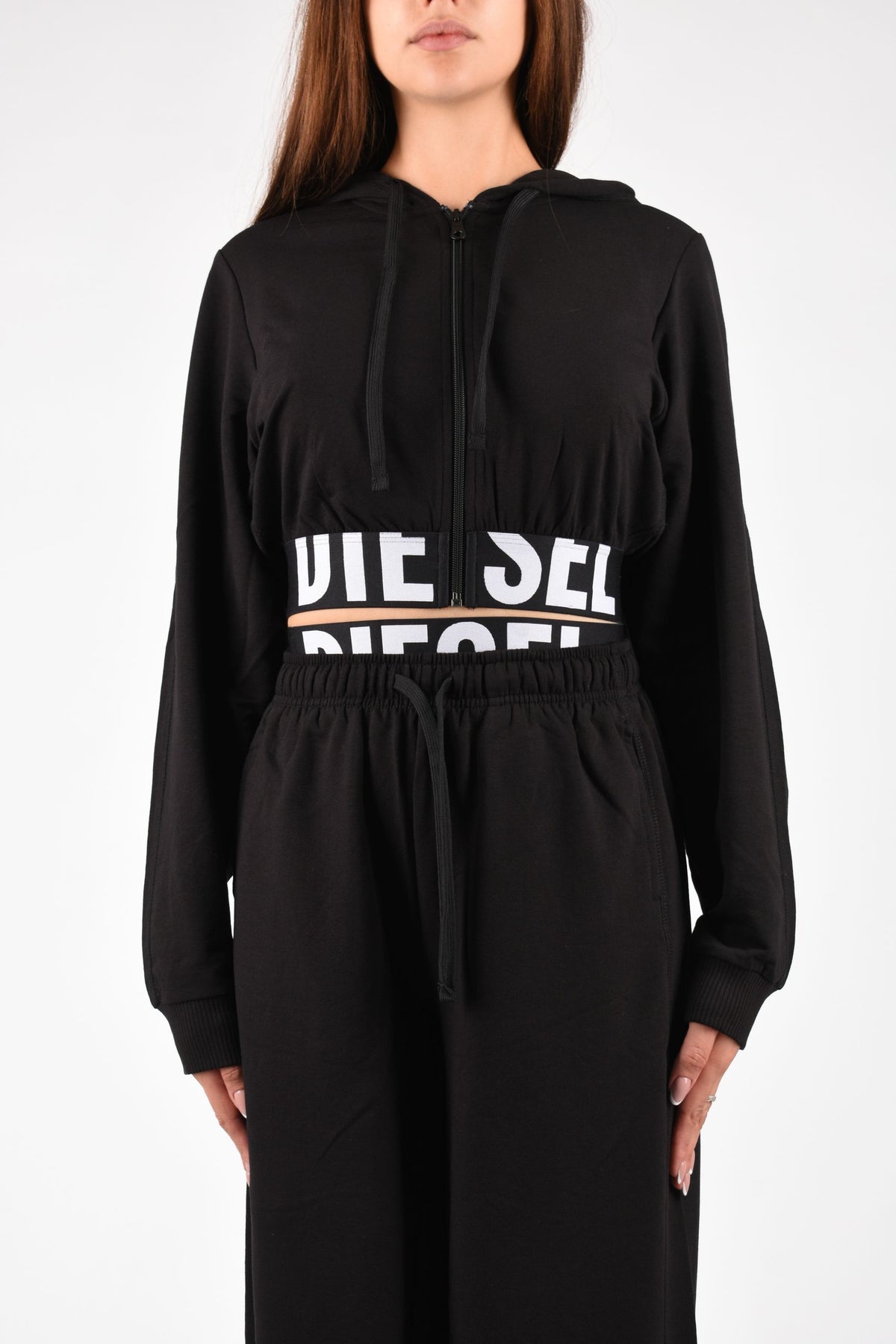 Felpa cropped con banda logo NIKA D-POP A227760IKBJ