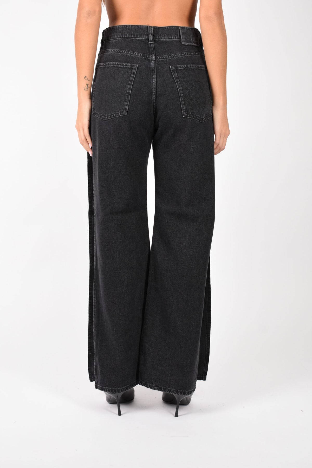 Jeans wide leg con spacchi laterali 107499A3KM