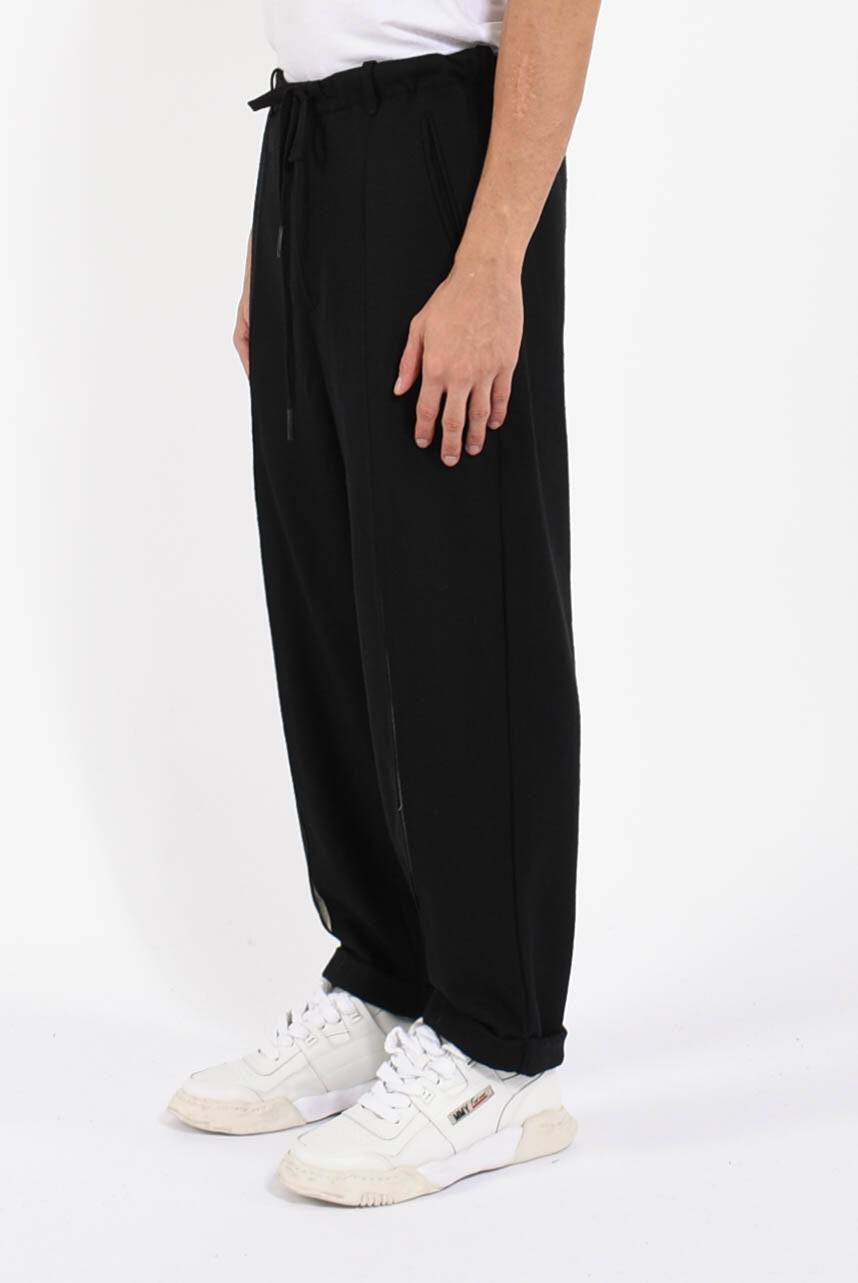 Pantaloni cropped