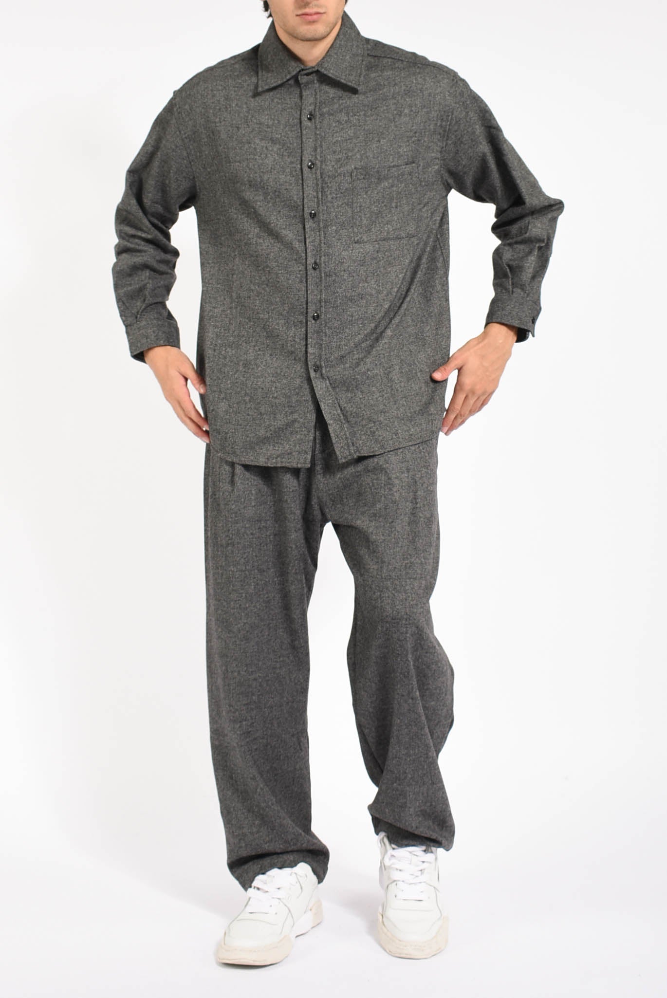 Pantaloni spigati in misto lana