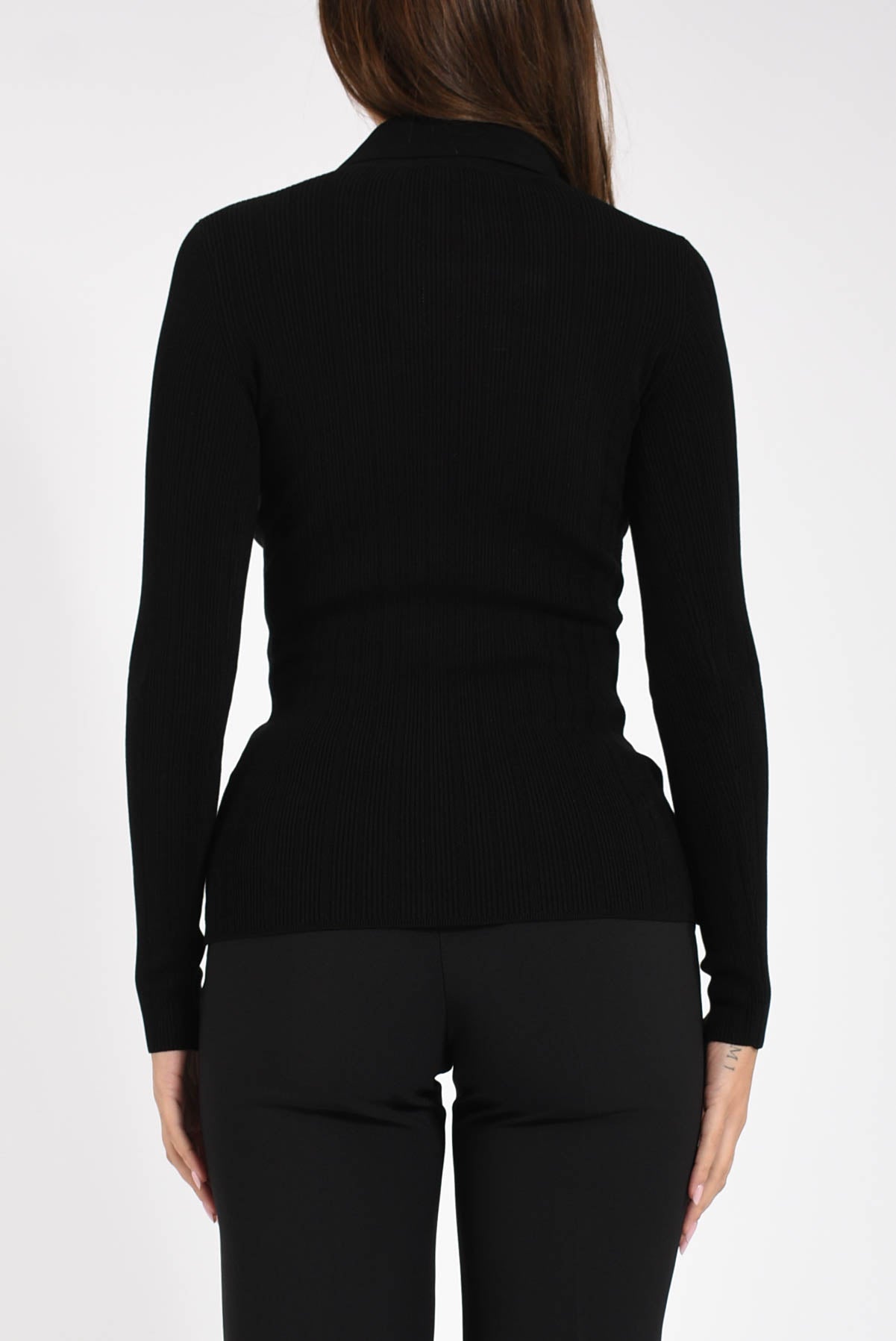 Maglia a costine con dettagli