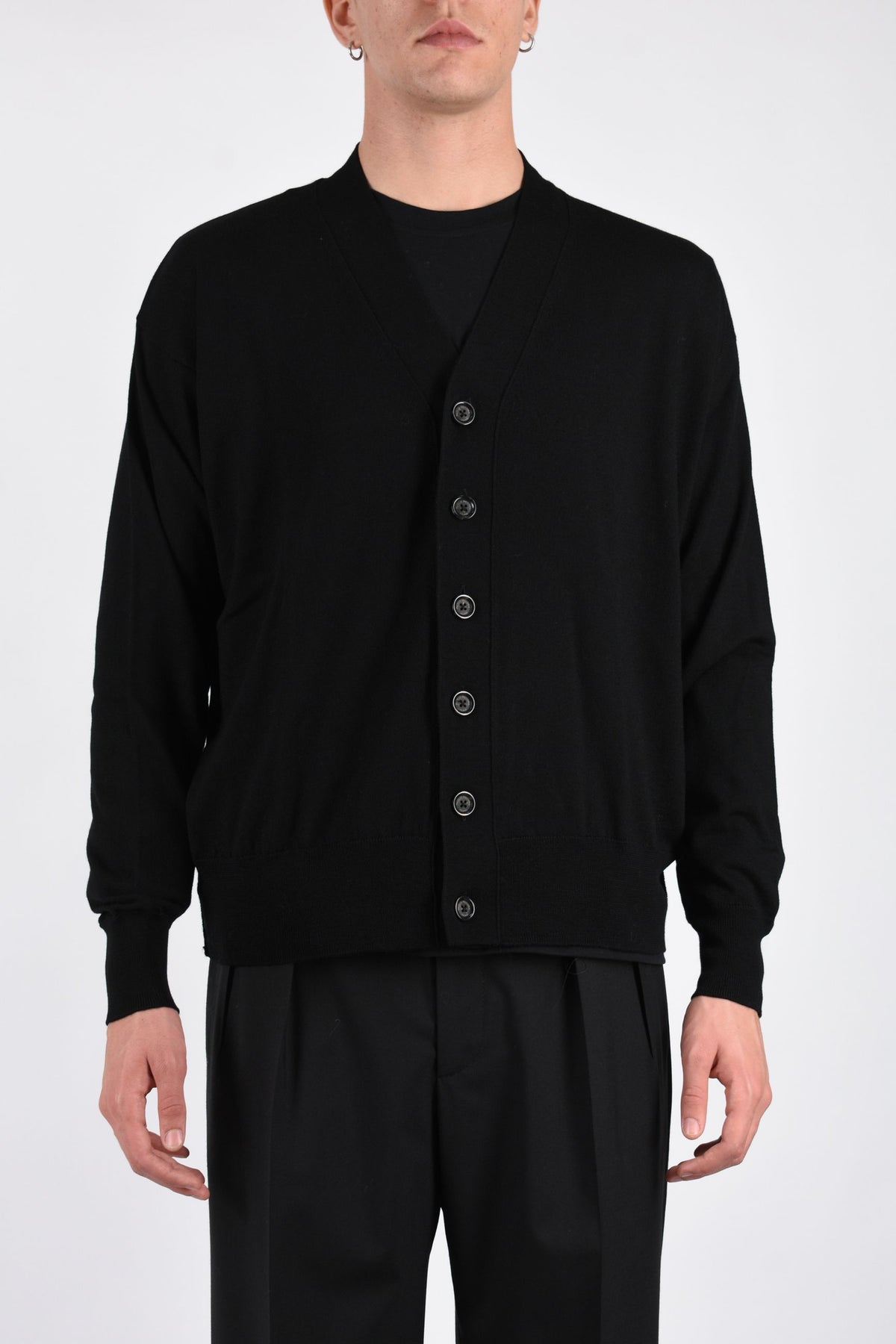 Cardigan in lana A046F009