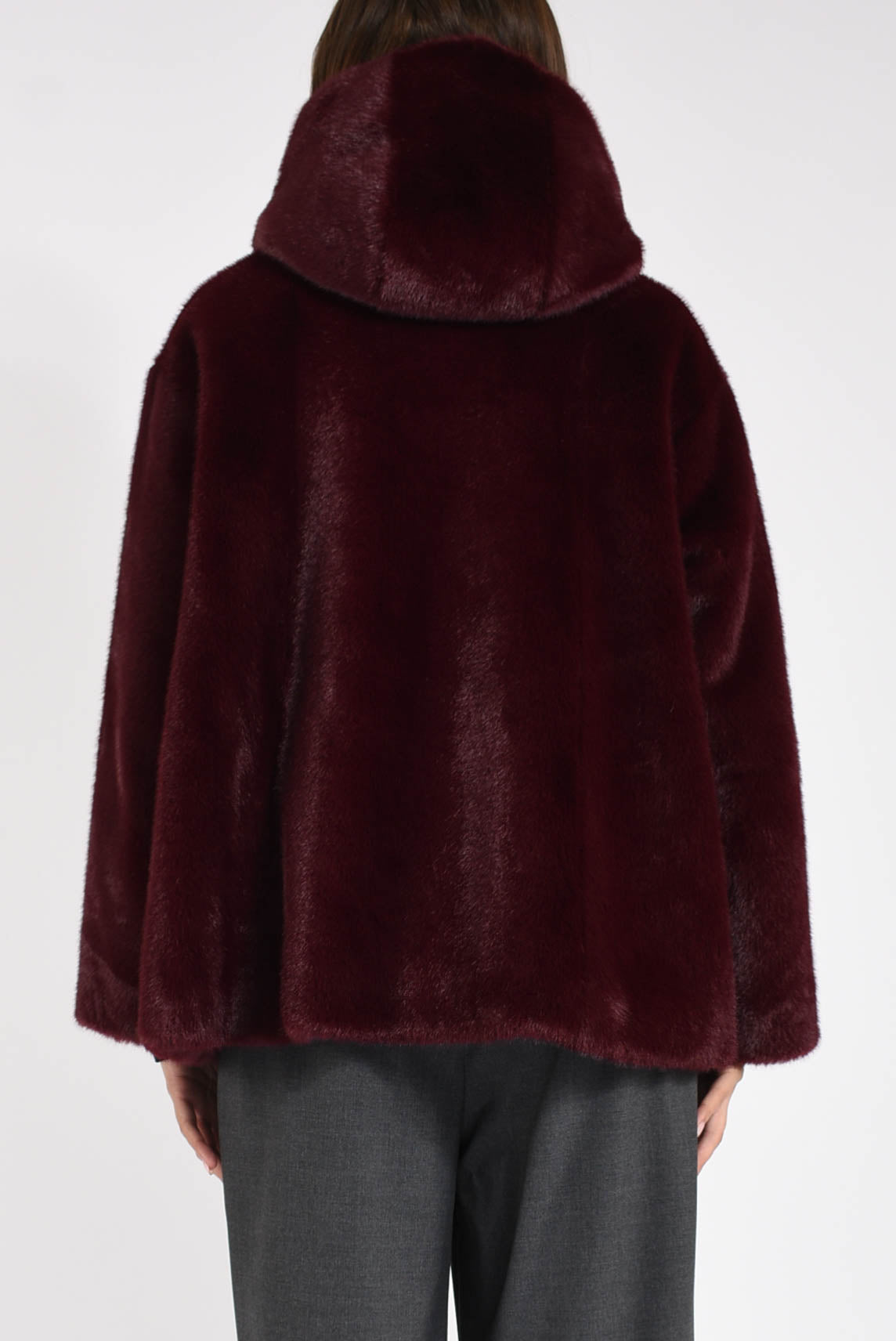 ecopelliccia con cappuccio