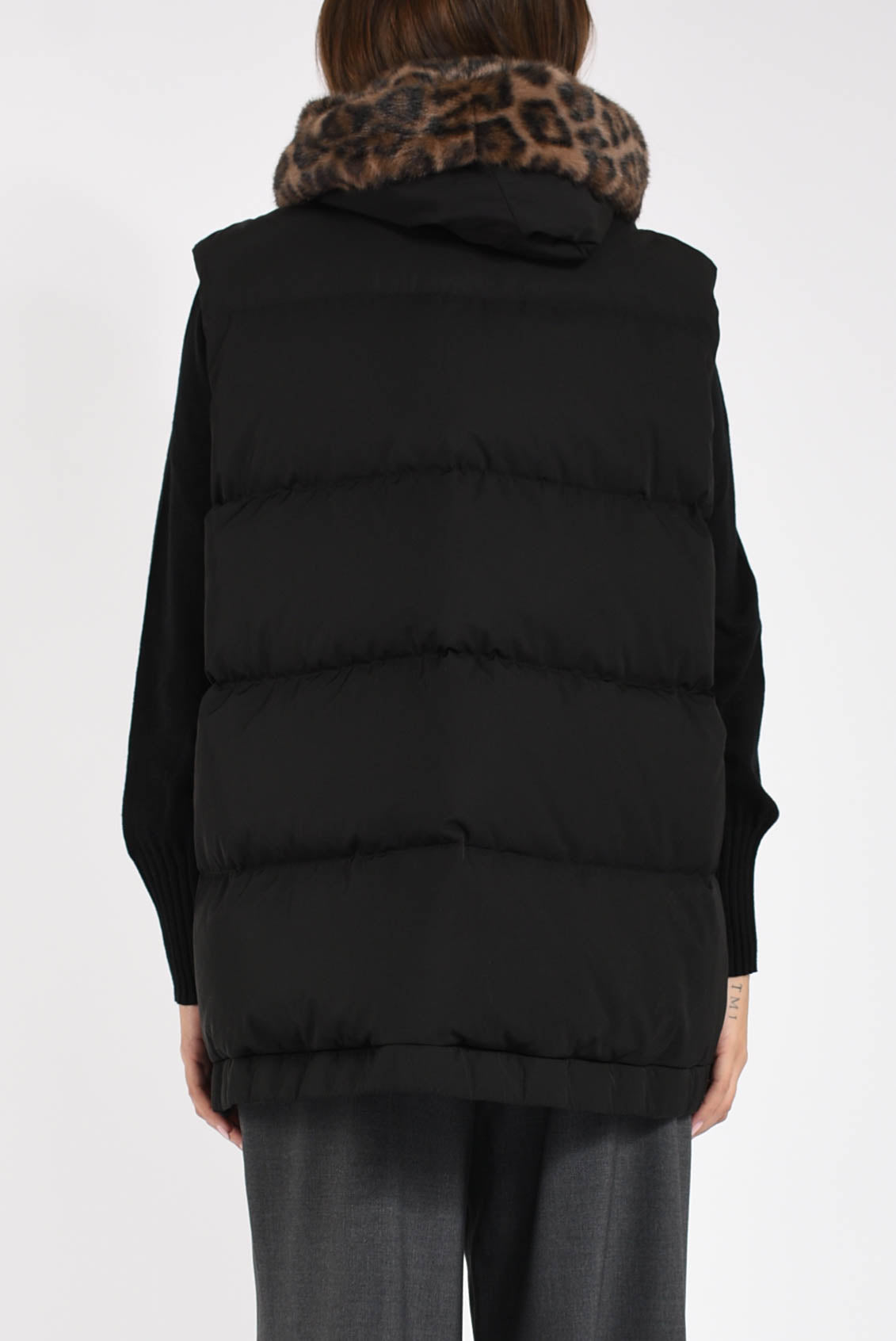 gilet con dettaglio in ecofur