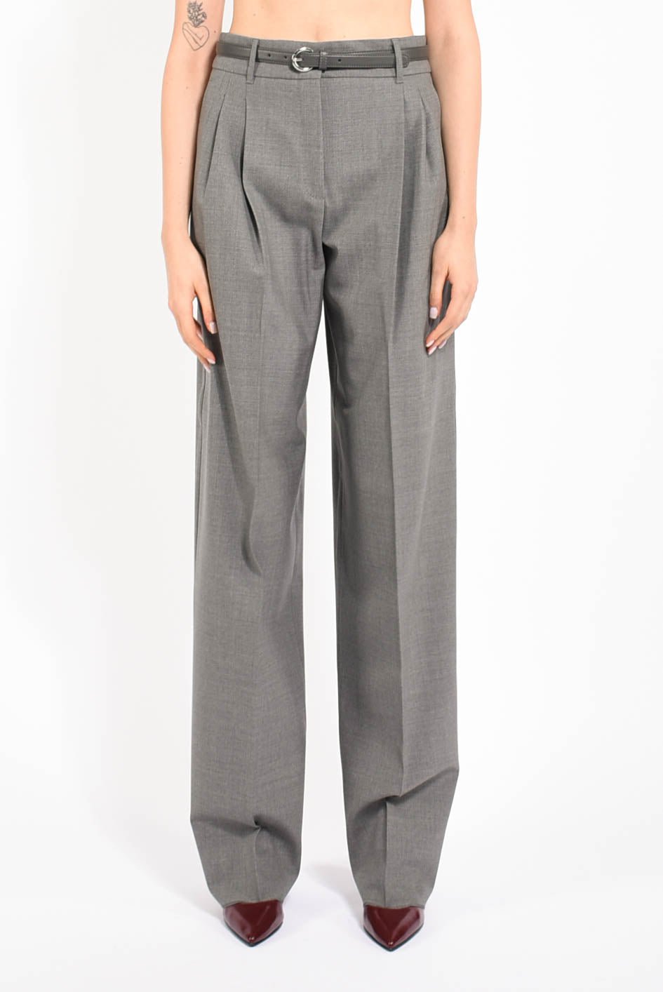 pantaloni in lana modello entrata