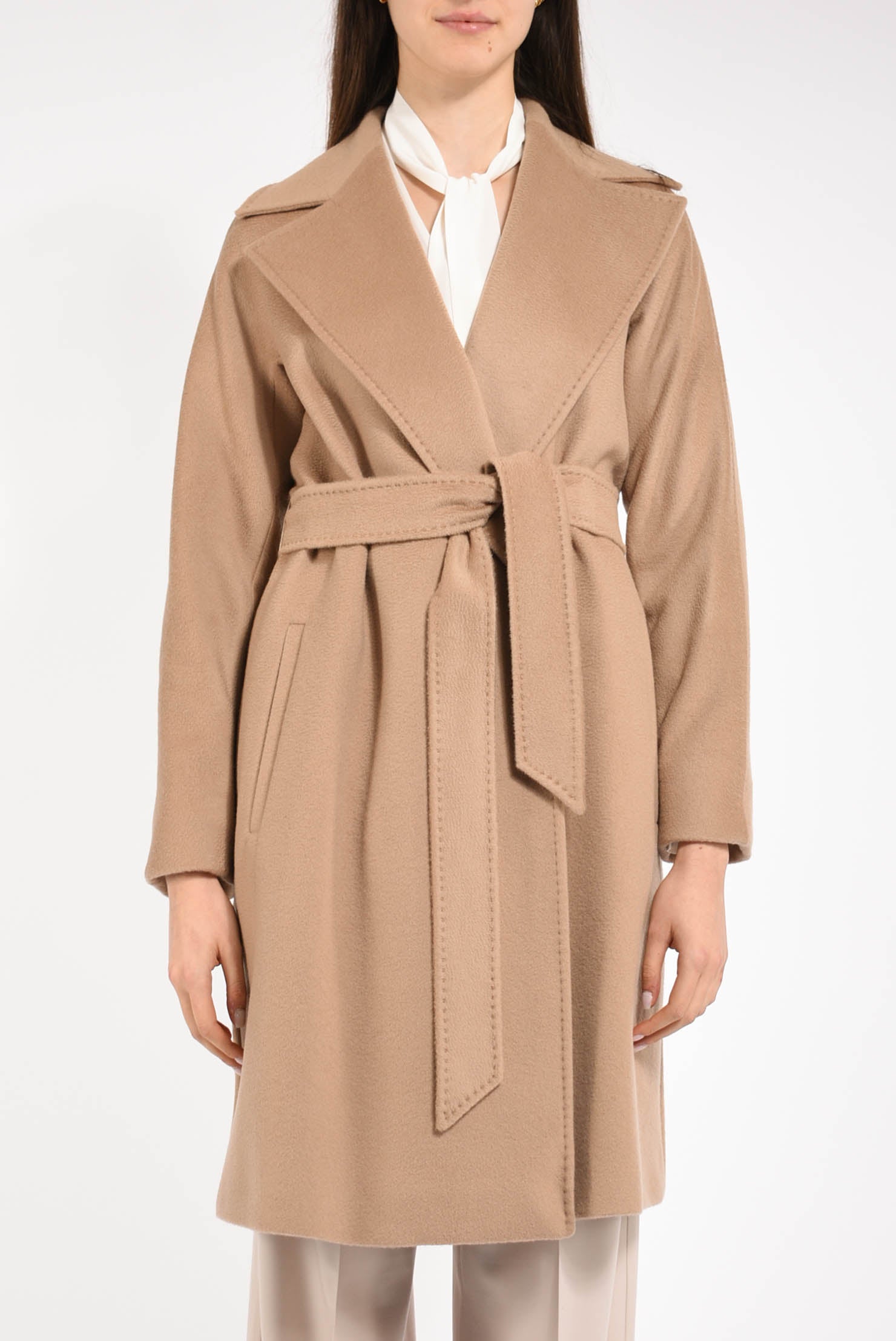 Cappotto a vestaglia in lana dravenna