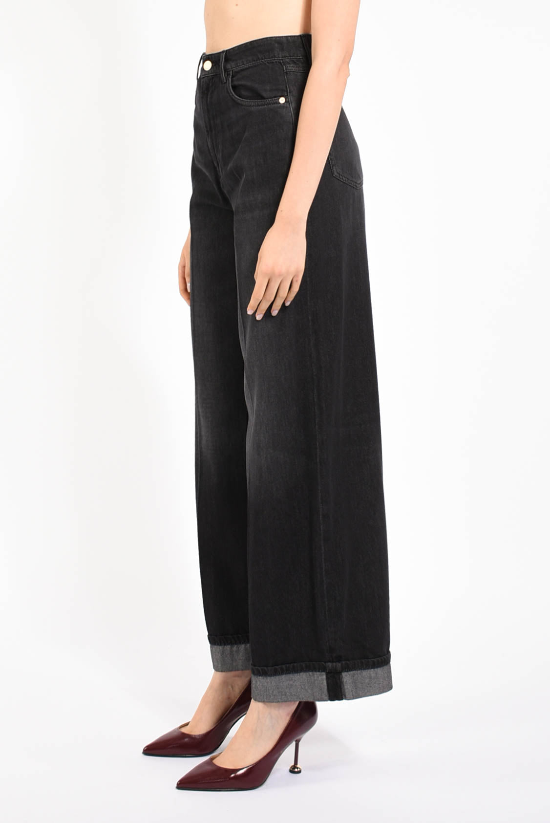 Jeans in denim con risvolto modello lusso