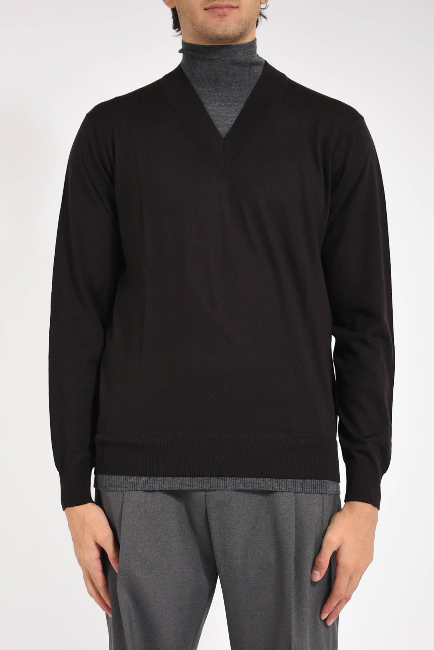 Maglia in lana vergine