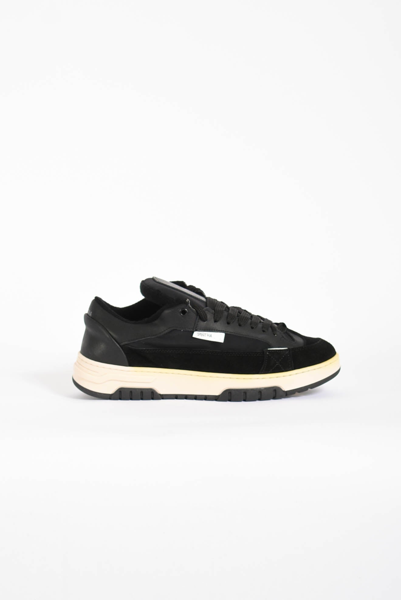 Sneakers model 1 cut sporty