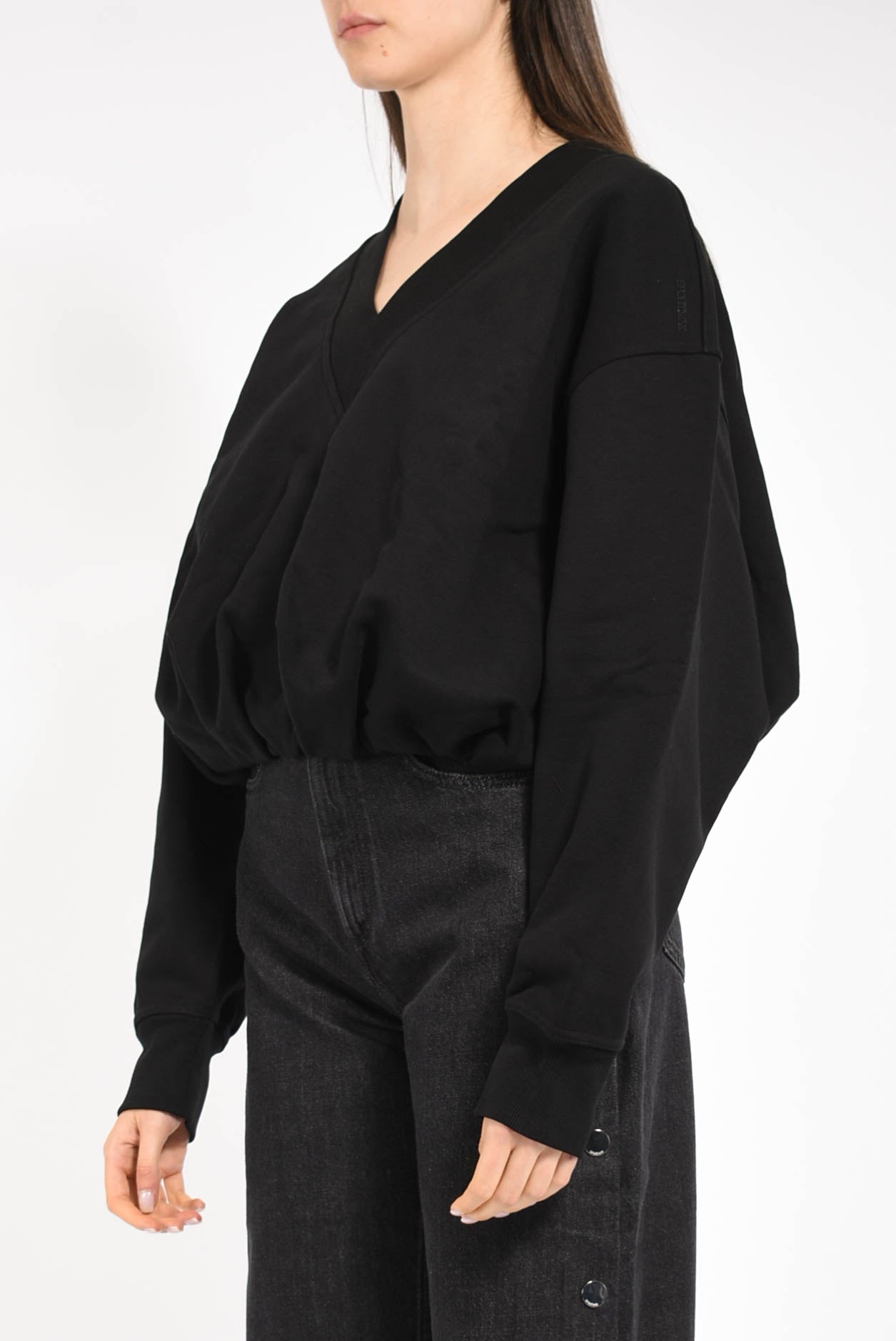 Felpa crop modello colleg