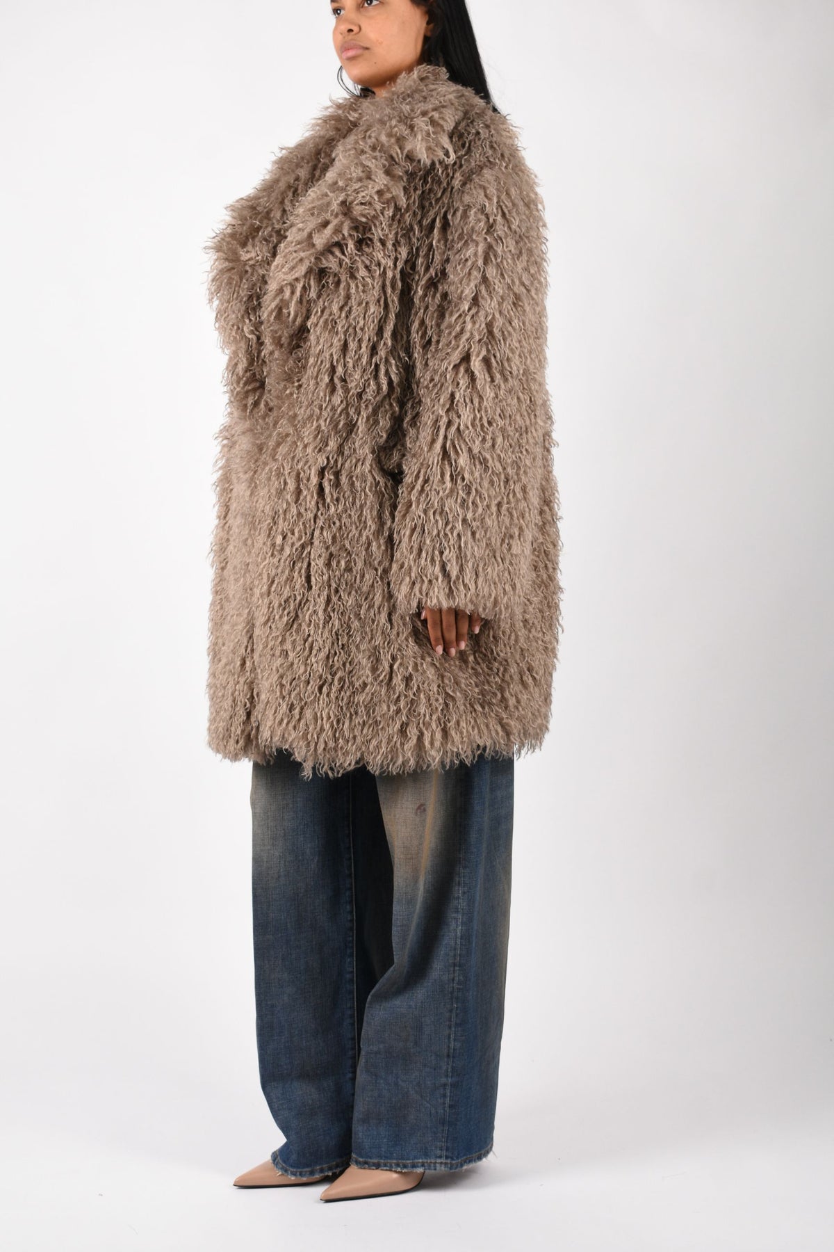 Cappotto oversize in ecopelliccia ASTRIDF80011