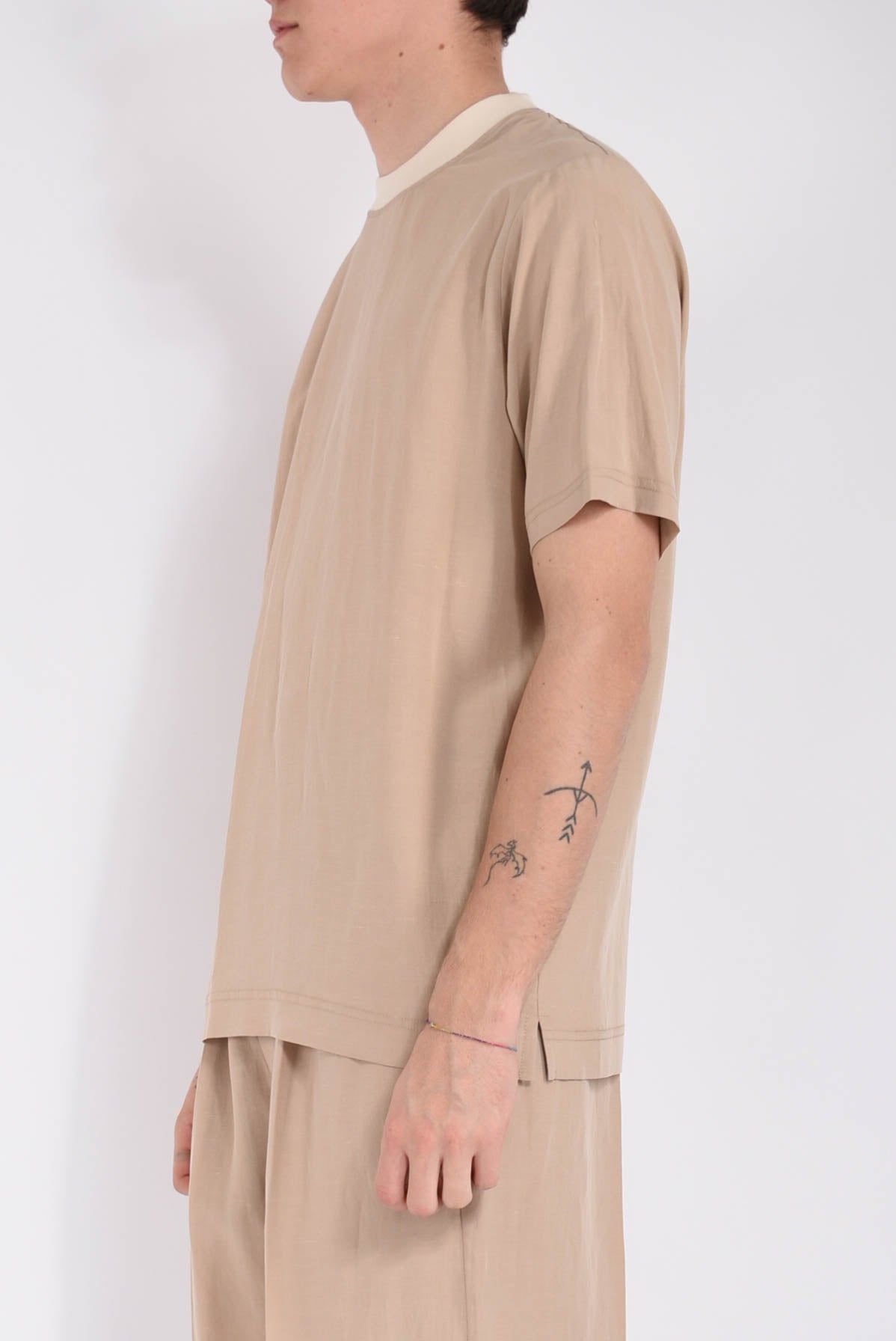 T-shirt in misto lino