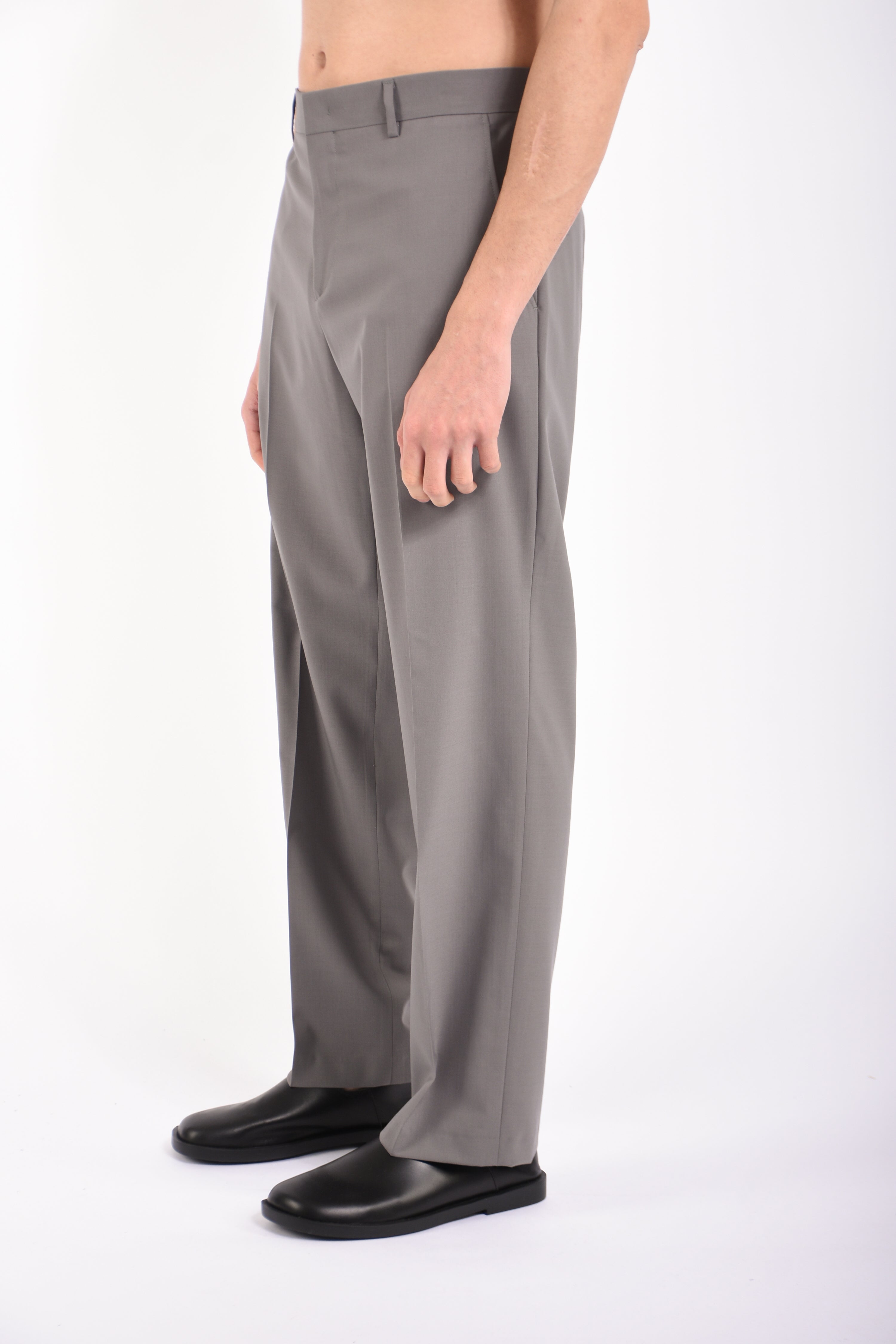 Pantaloni Yoshi in fresco lana