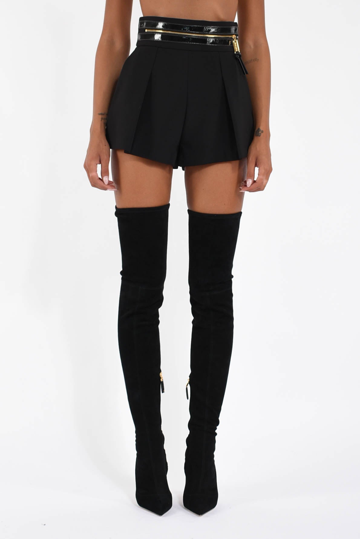 Shorts in crêpe leggero con fascia craquelé