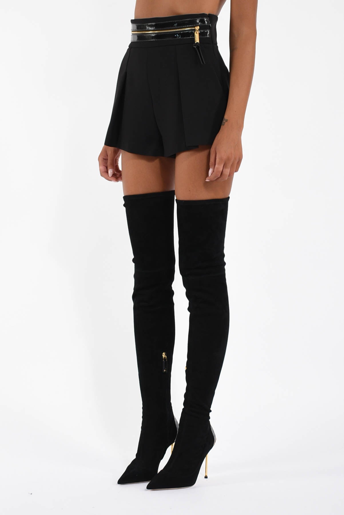 Shorts in crêpe leggero con fascia craquelé