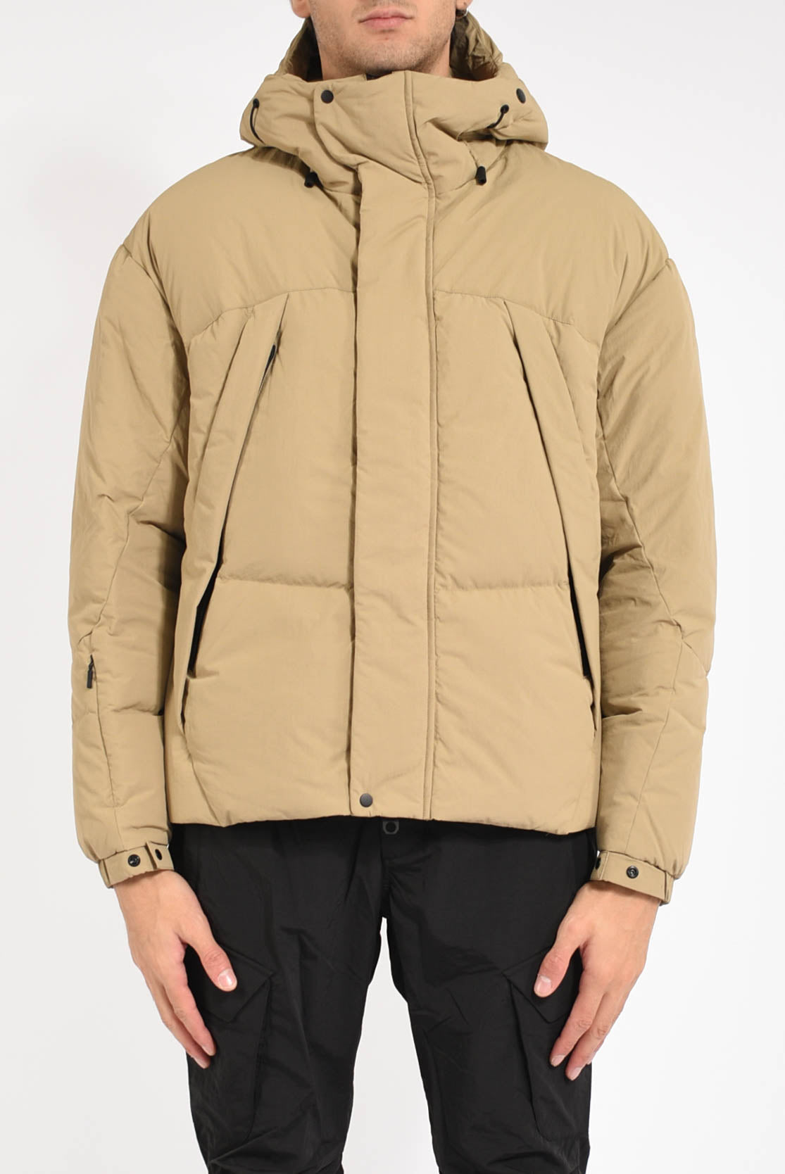 Piumino in nylon idrorepellente