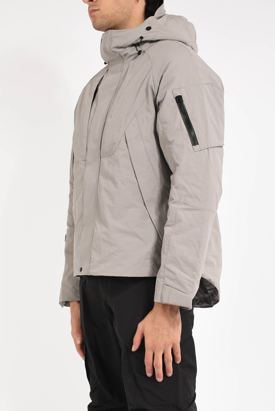 Piumino in nylon idrorepellente