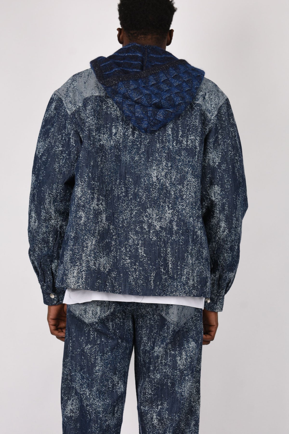 Overshirt in jacquard denim F6LAMASI096