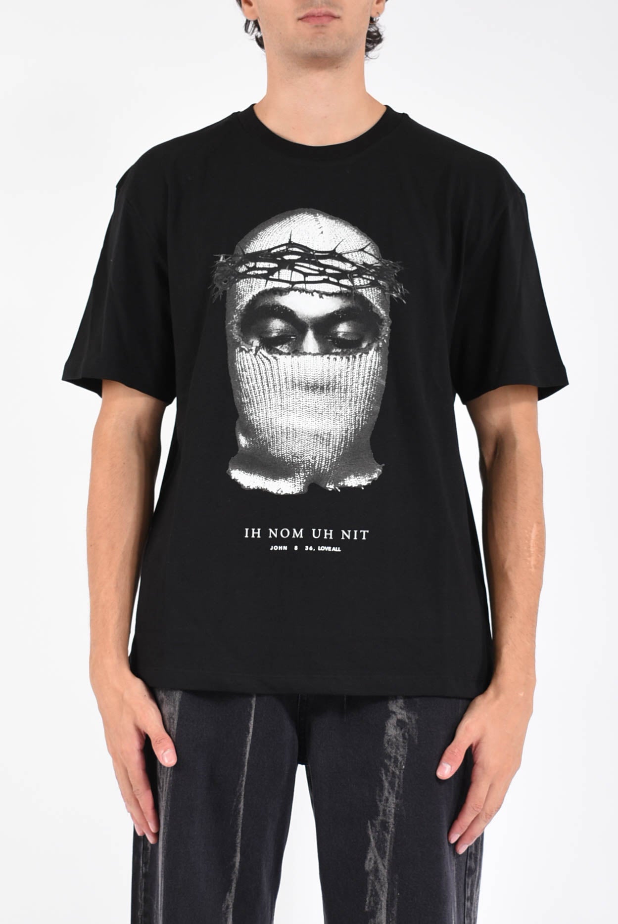 t-shirt mask-print