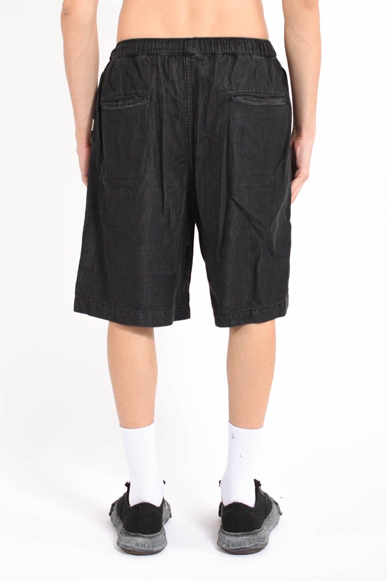 bermuda in denim