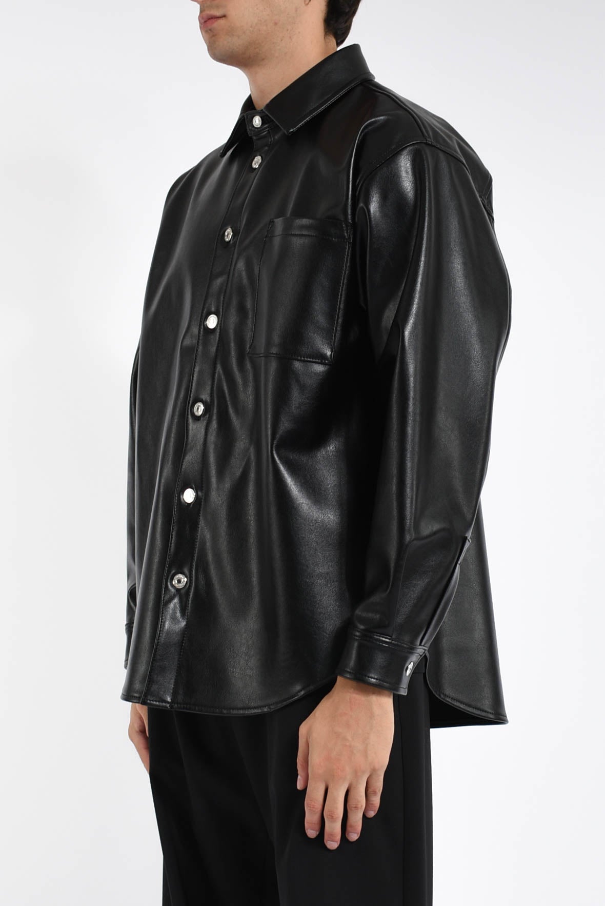 Camicia in similpelle strutturata