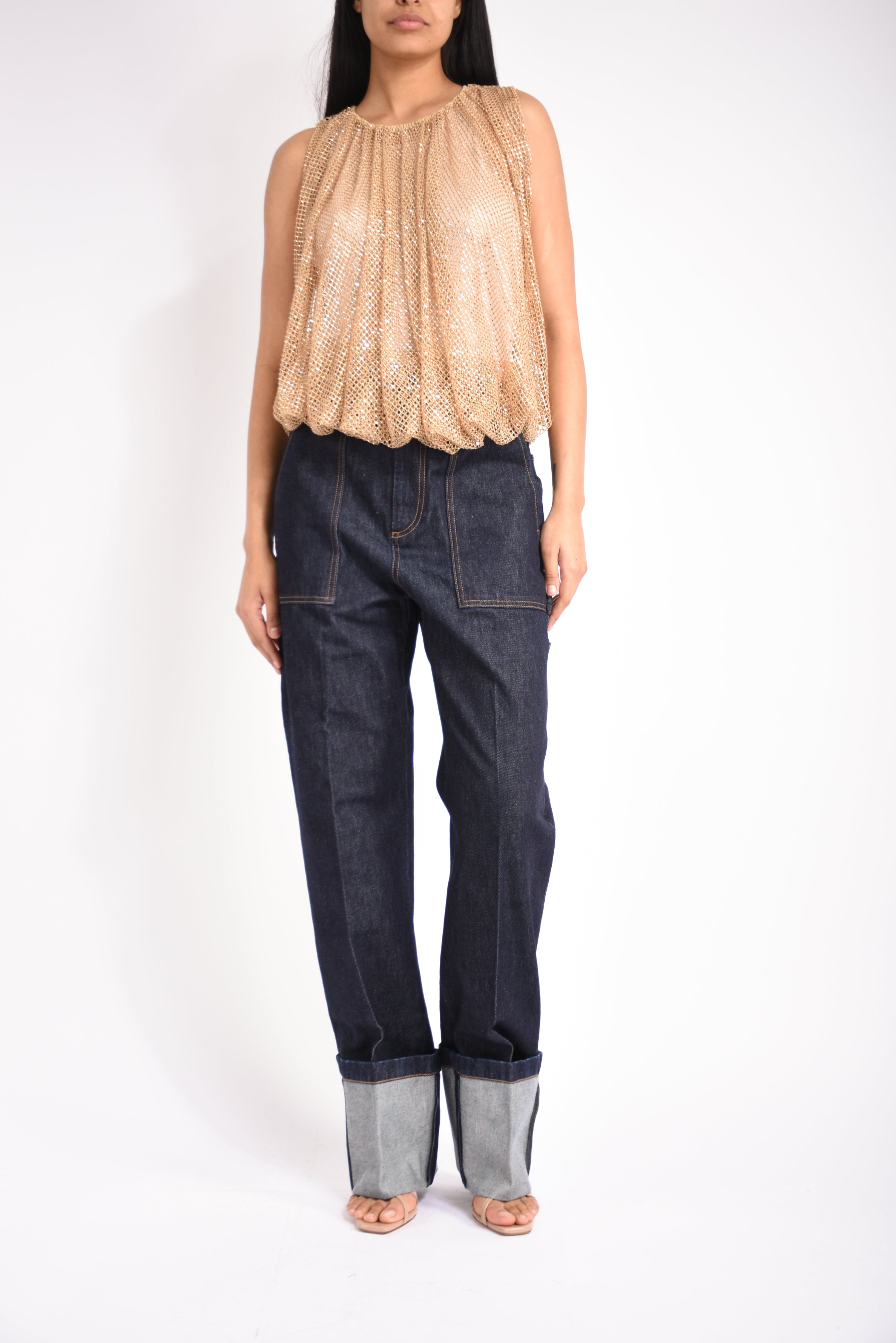 Top in rete con cristalli nodo