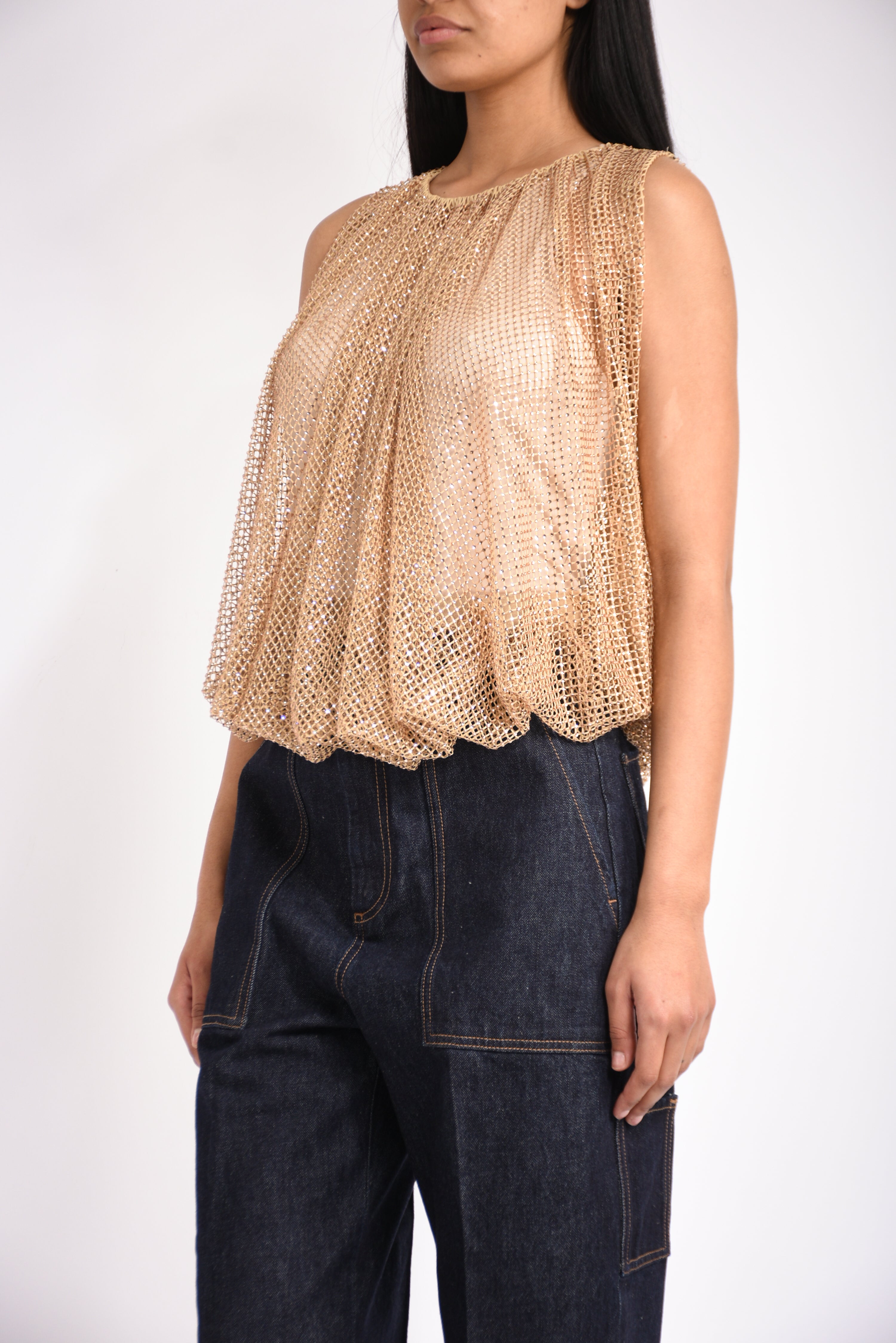 Top in rete con cristalli nodo