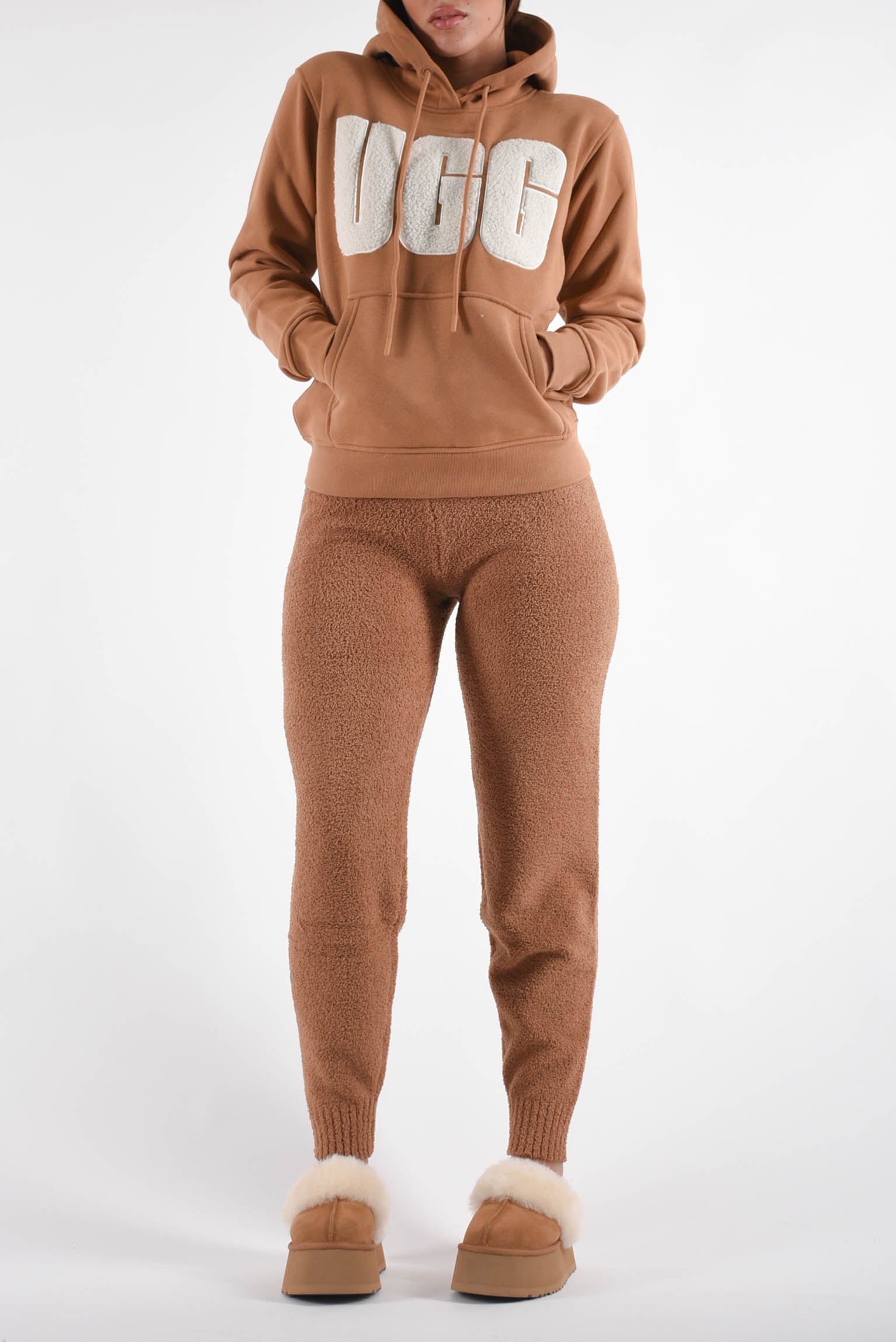 felpa con cappuccio modello rey