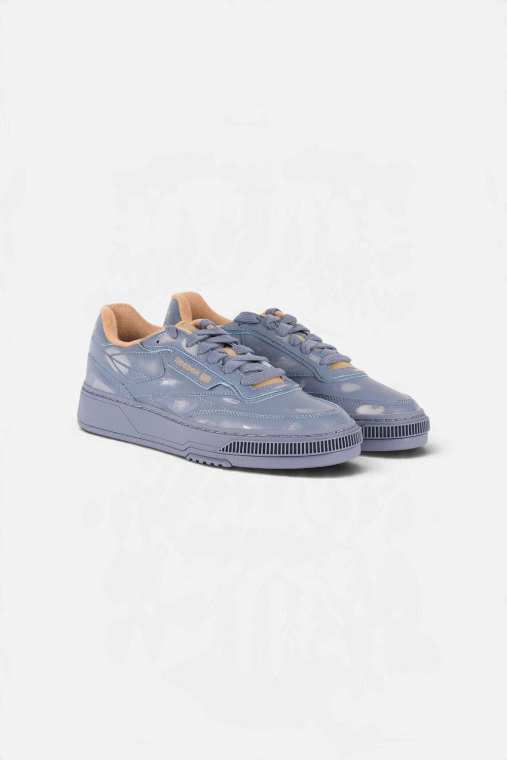 Sneakers Club C LTD 100268902