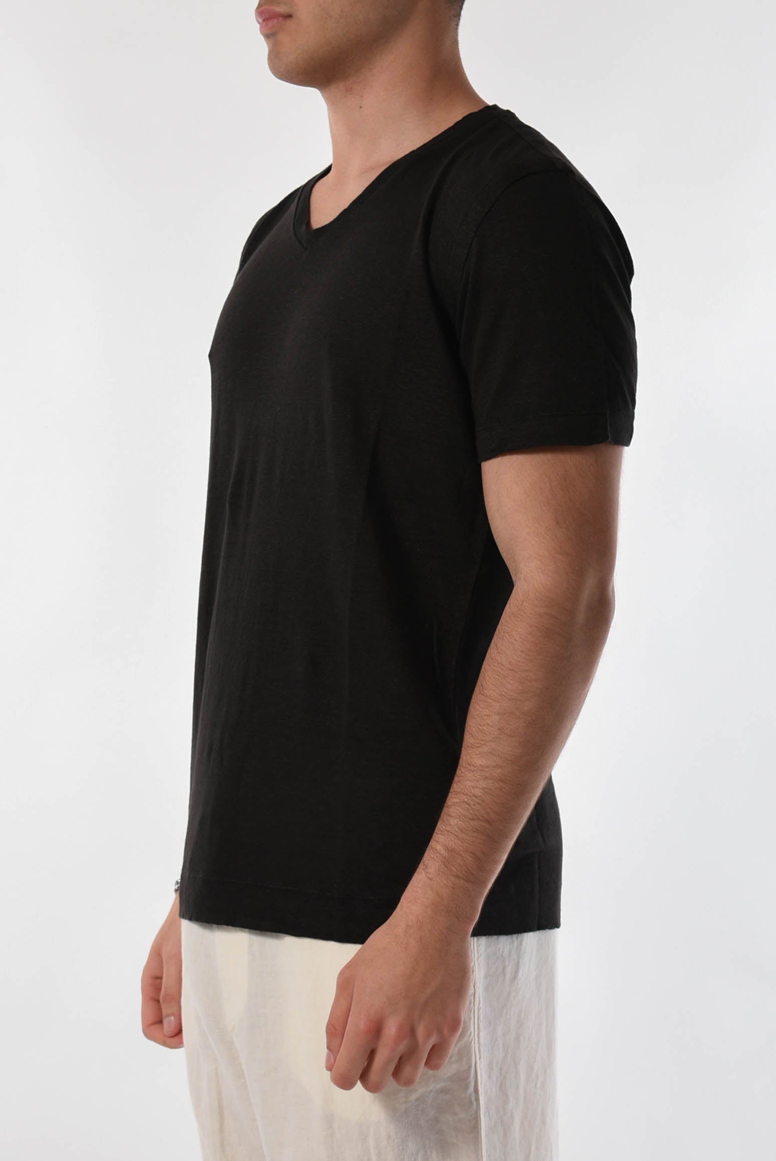 120% LINO T-shirt a V