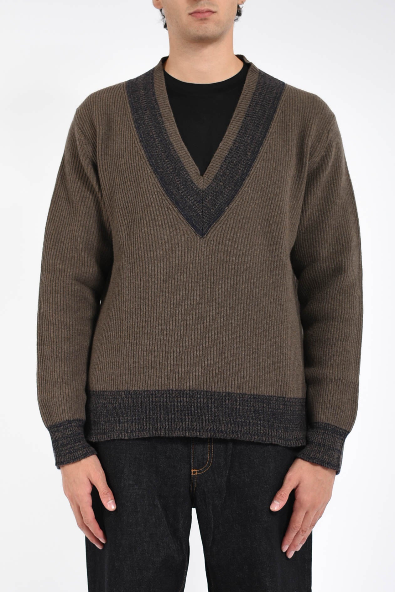 maglia scollo a v in lana