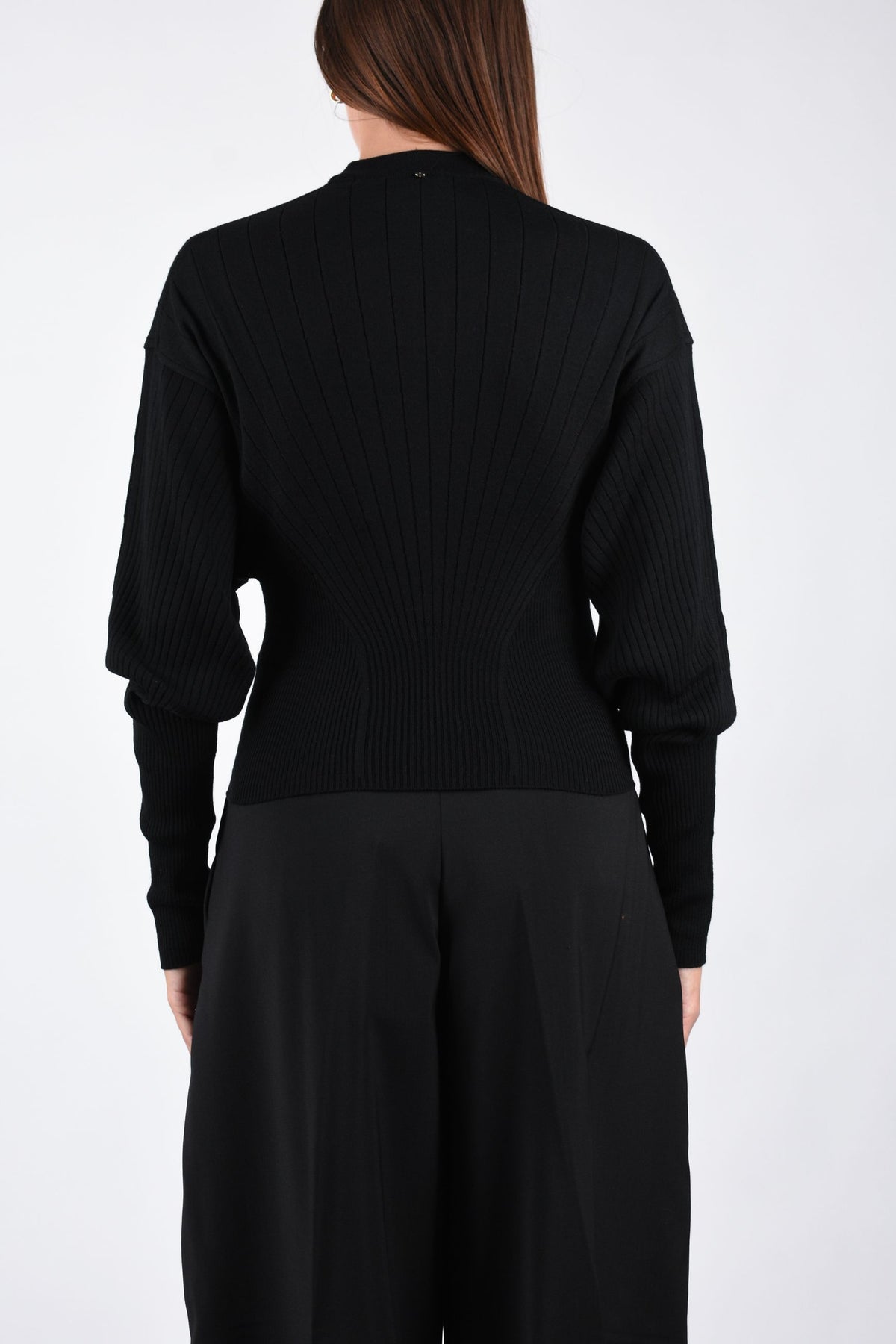Maglia sagomata in pura lana  LATINO 2622366162