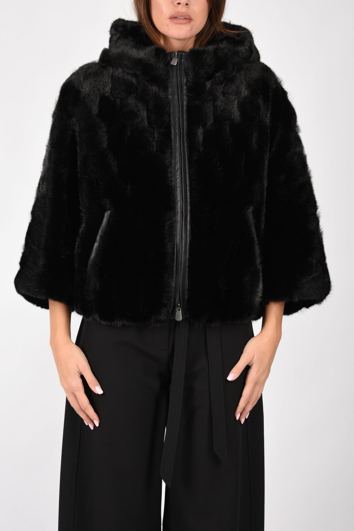 Giacca blouson effetto pelliccia con cappuccio 107054A3C5