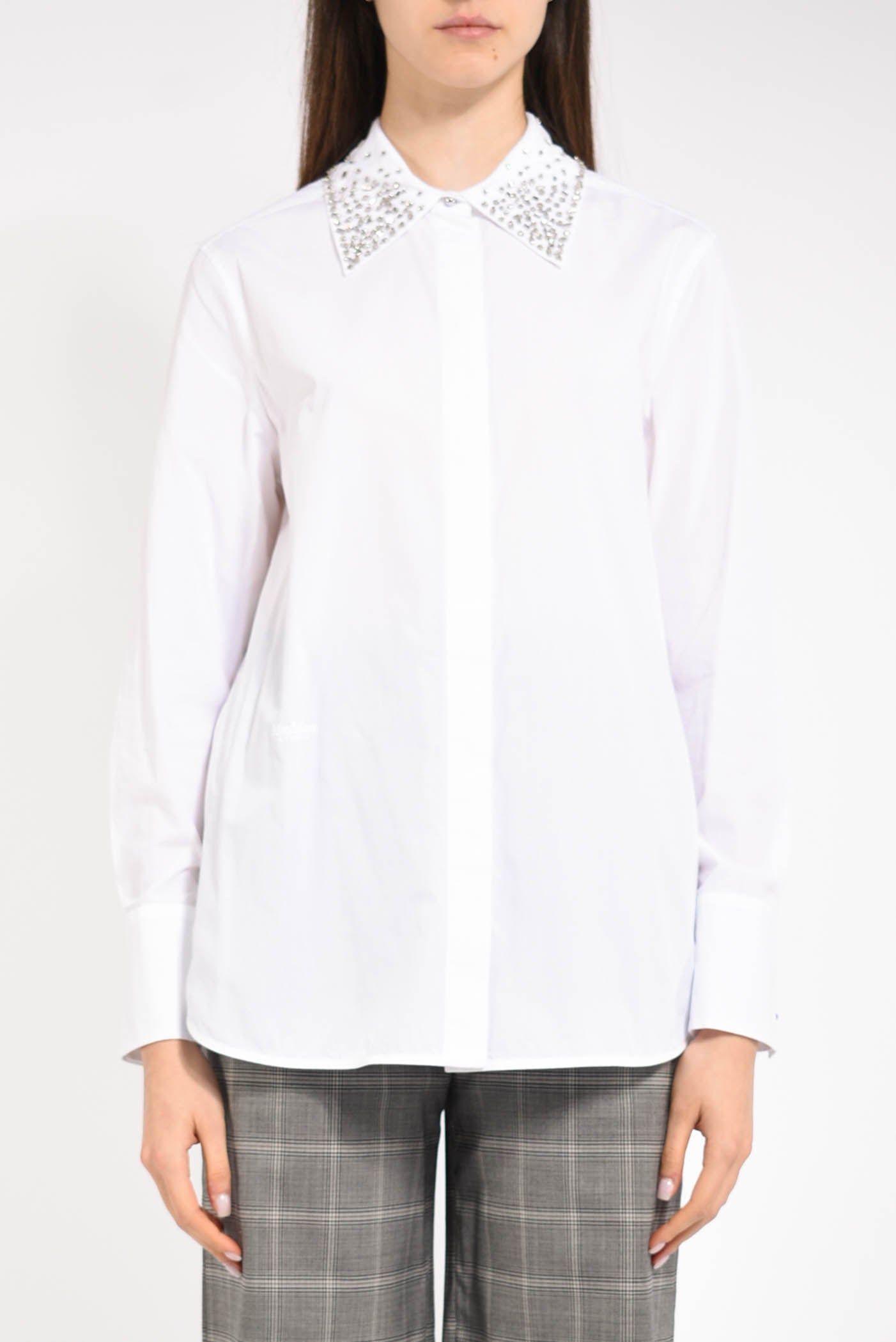 Camicia in popeline con cristalli modello staffa