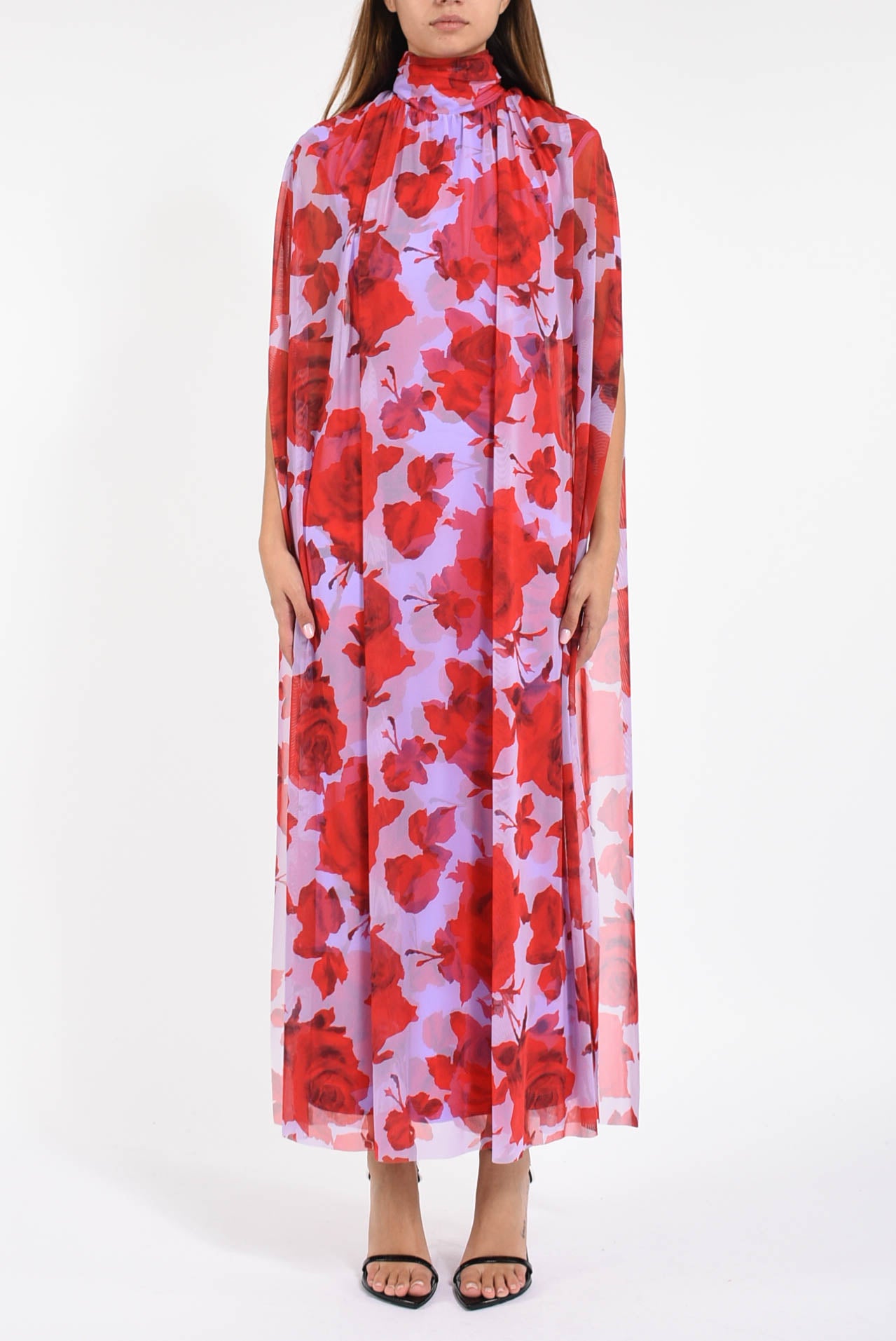 abito lungo con stampa rose