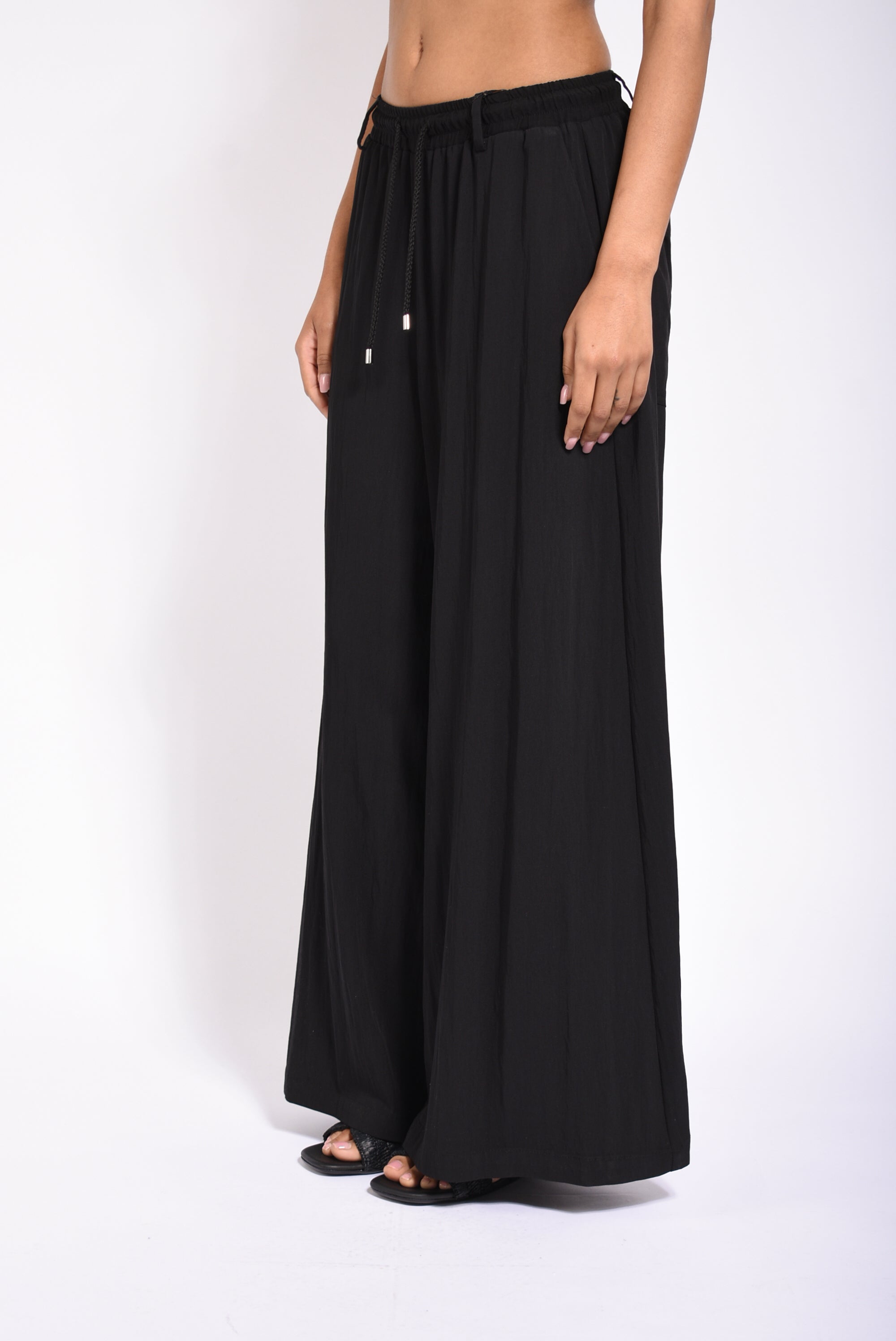 pantaloni a gamba larga