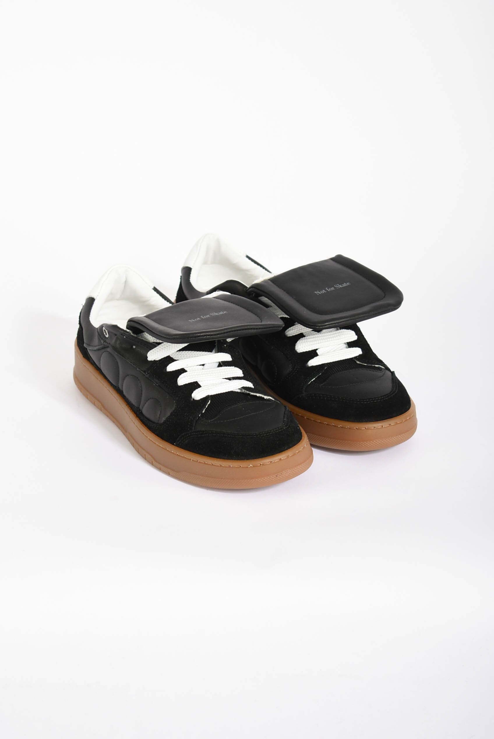 Sneakers model 2 soccer