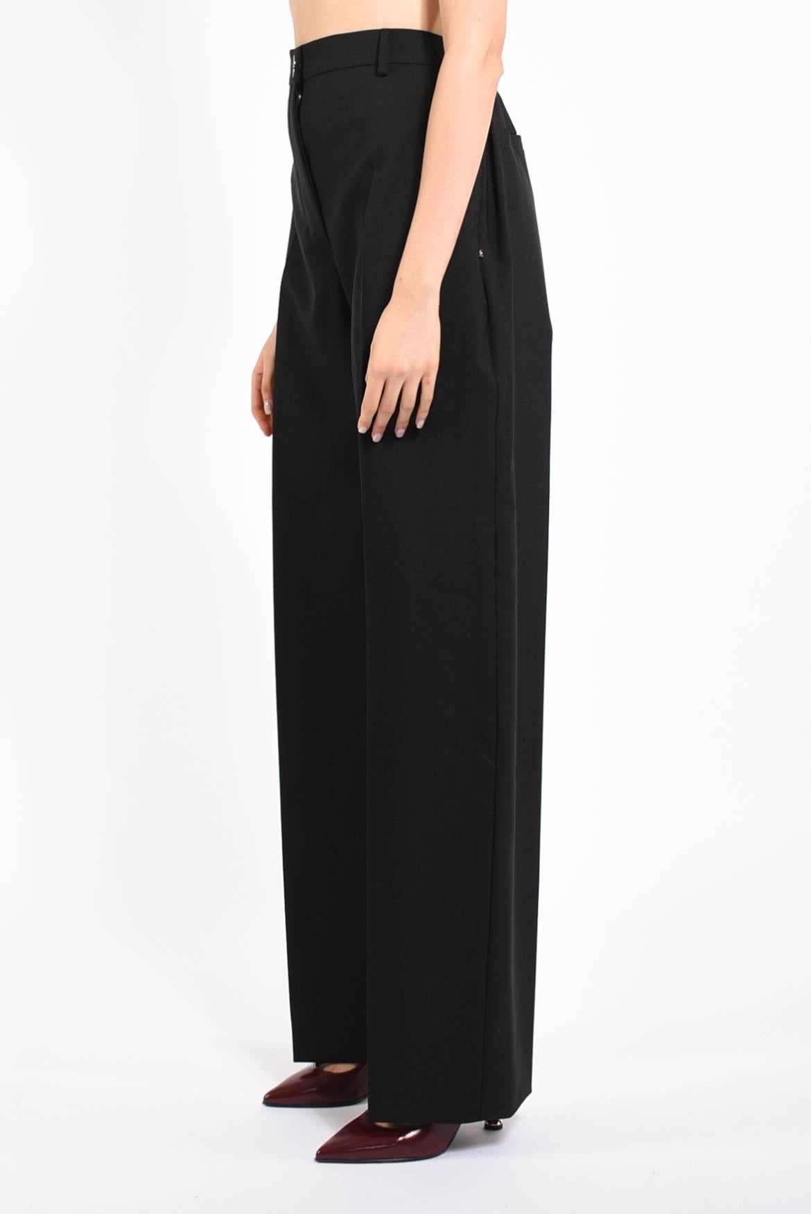 pantaloni dritti modello salvo