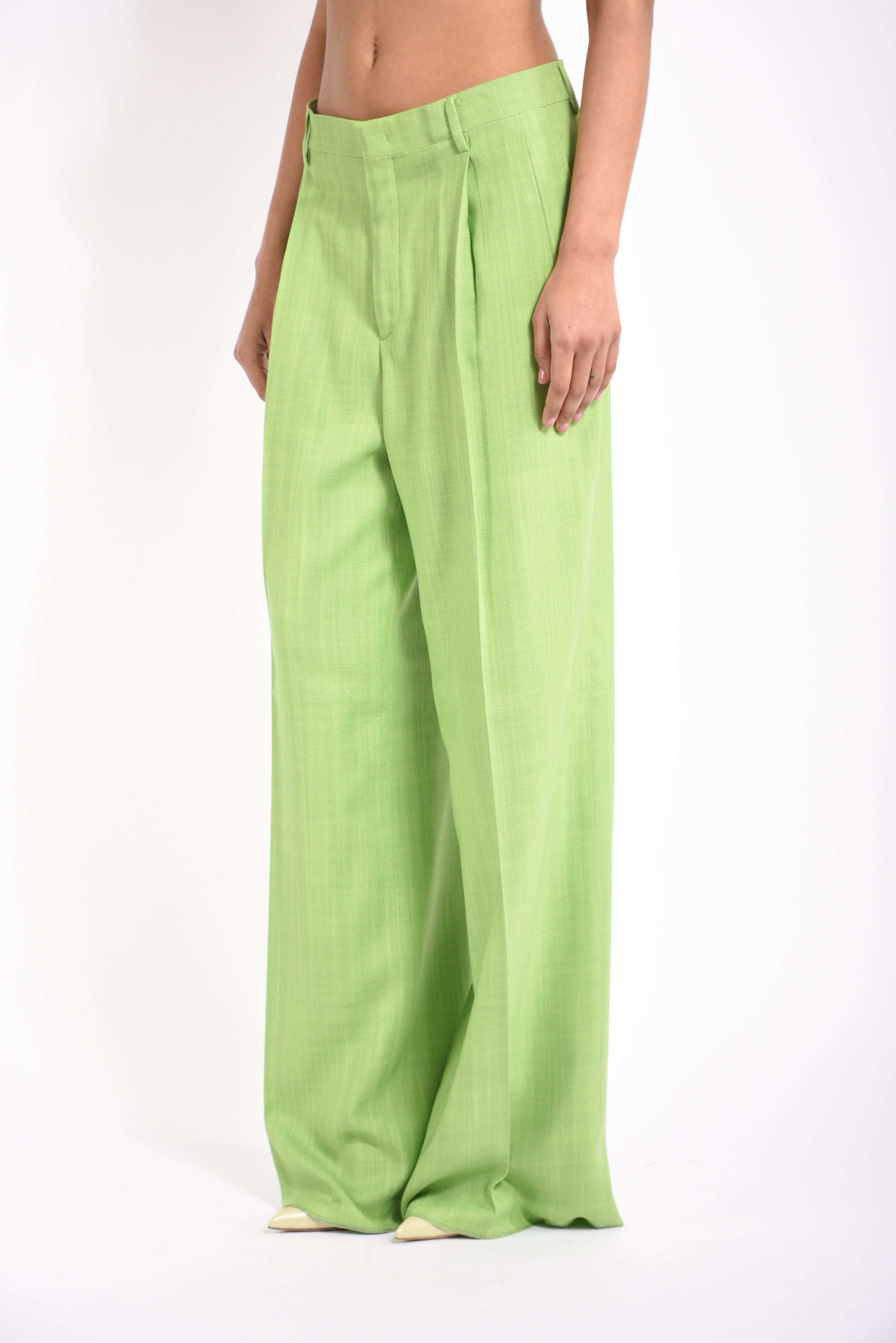 pantaloni dritti peileen