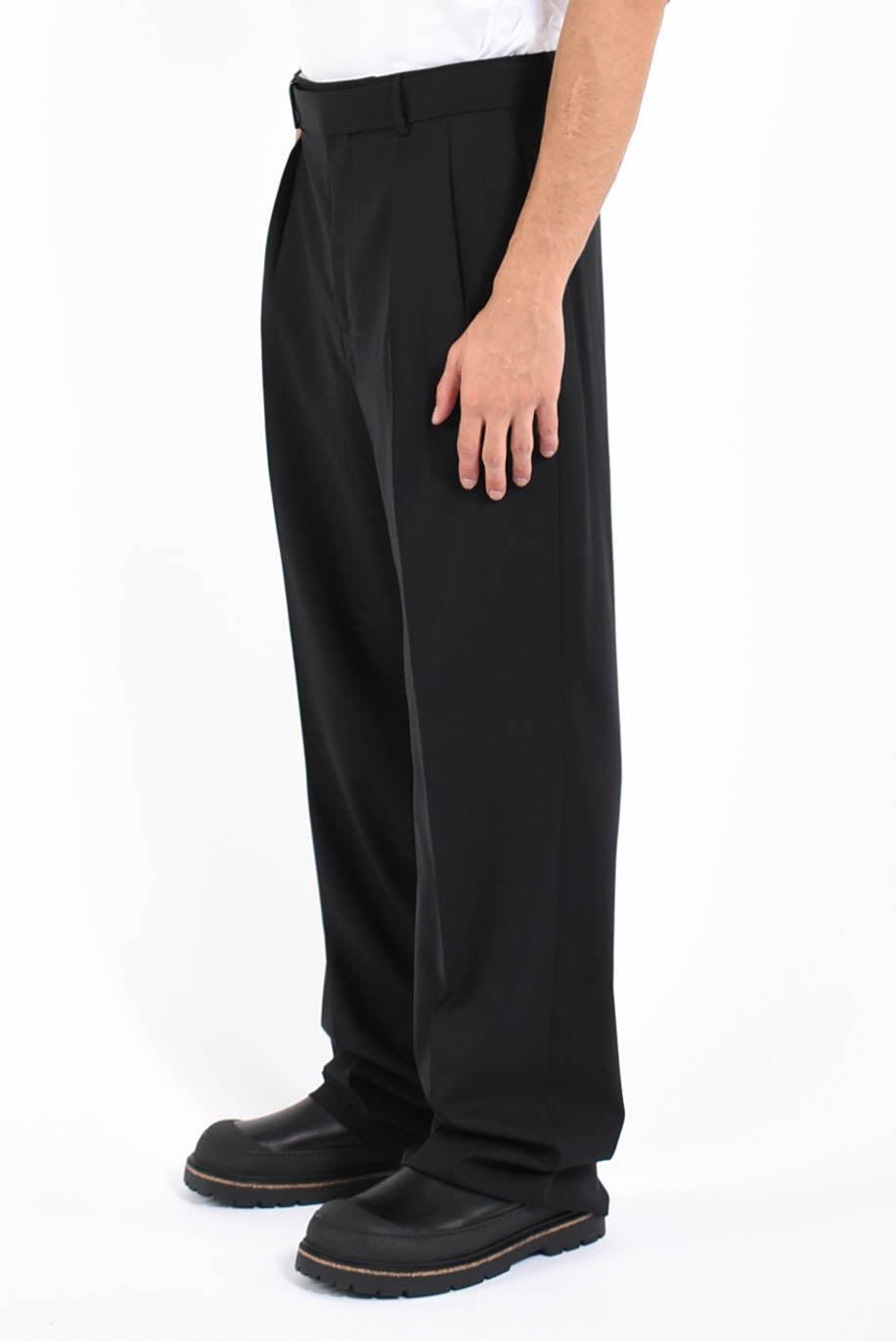 pantaloni in lana vergine