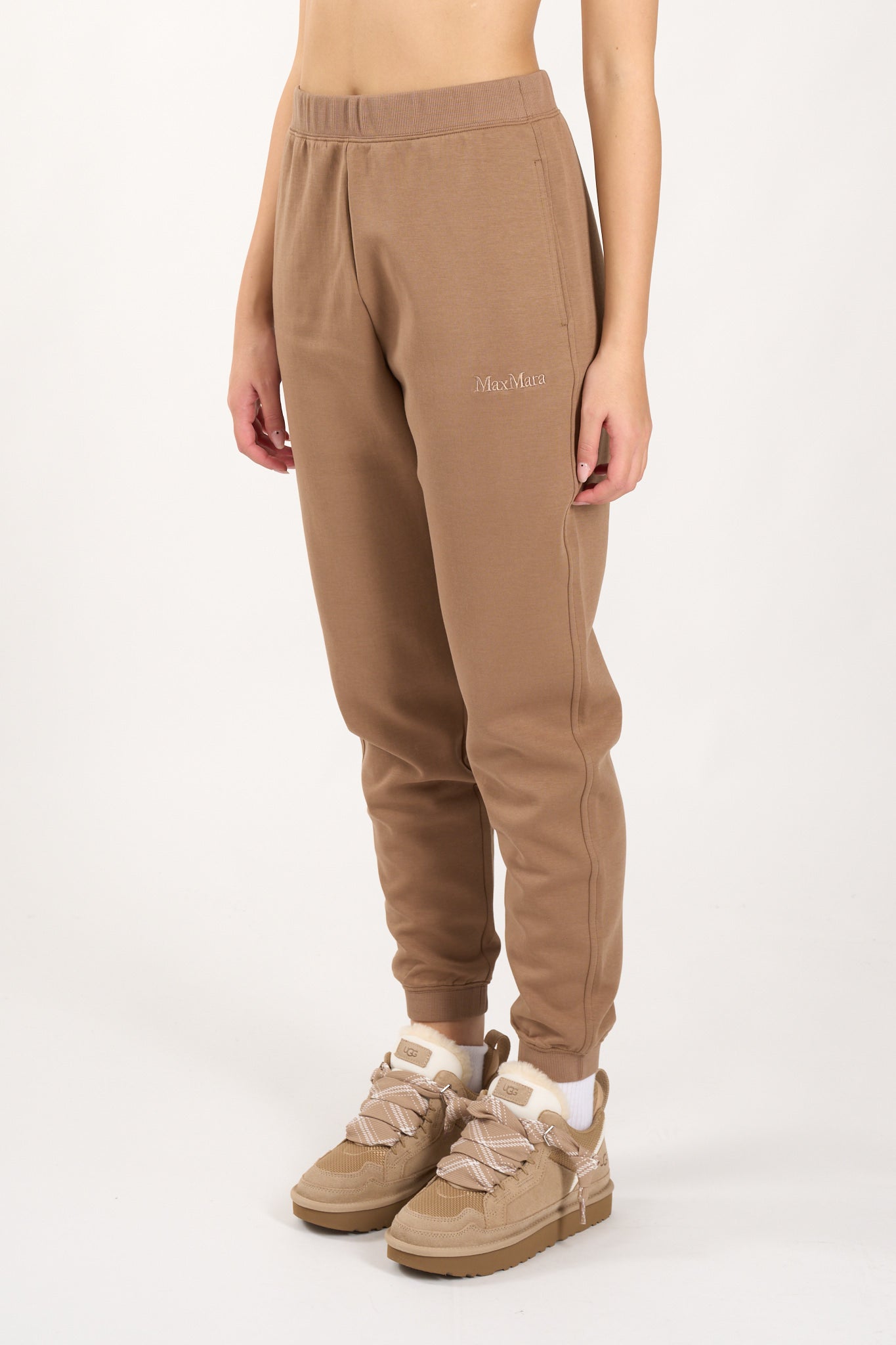 pantaloni jogger modello po