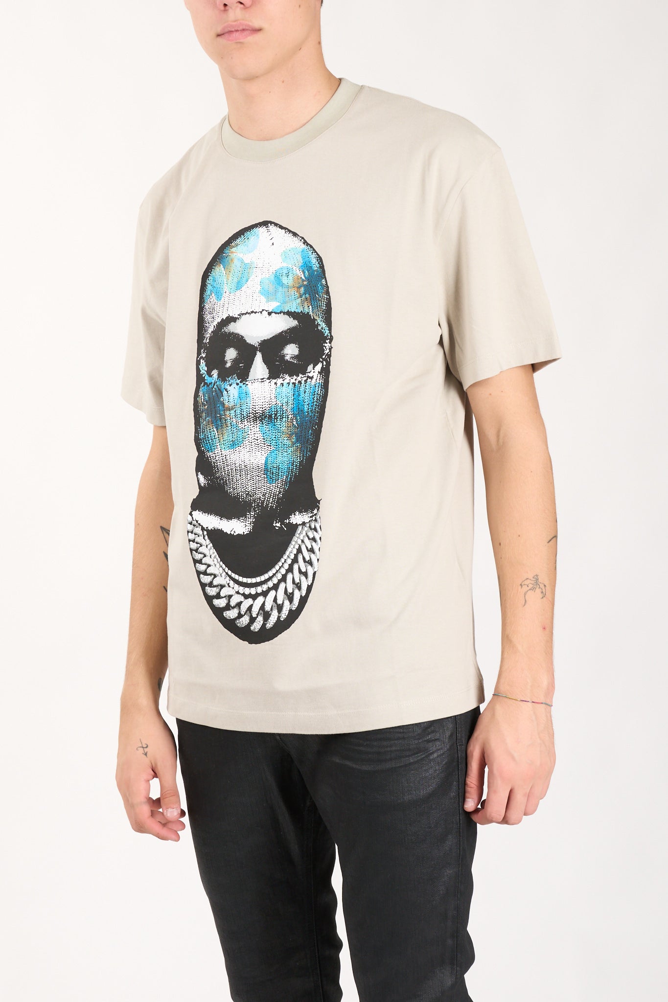 T-shirt mask petali