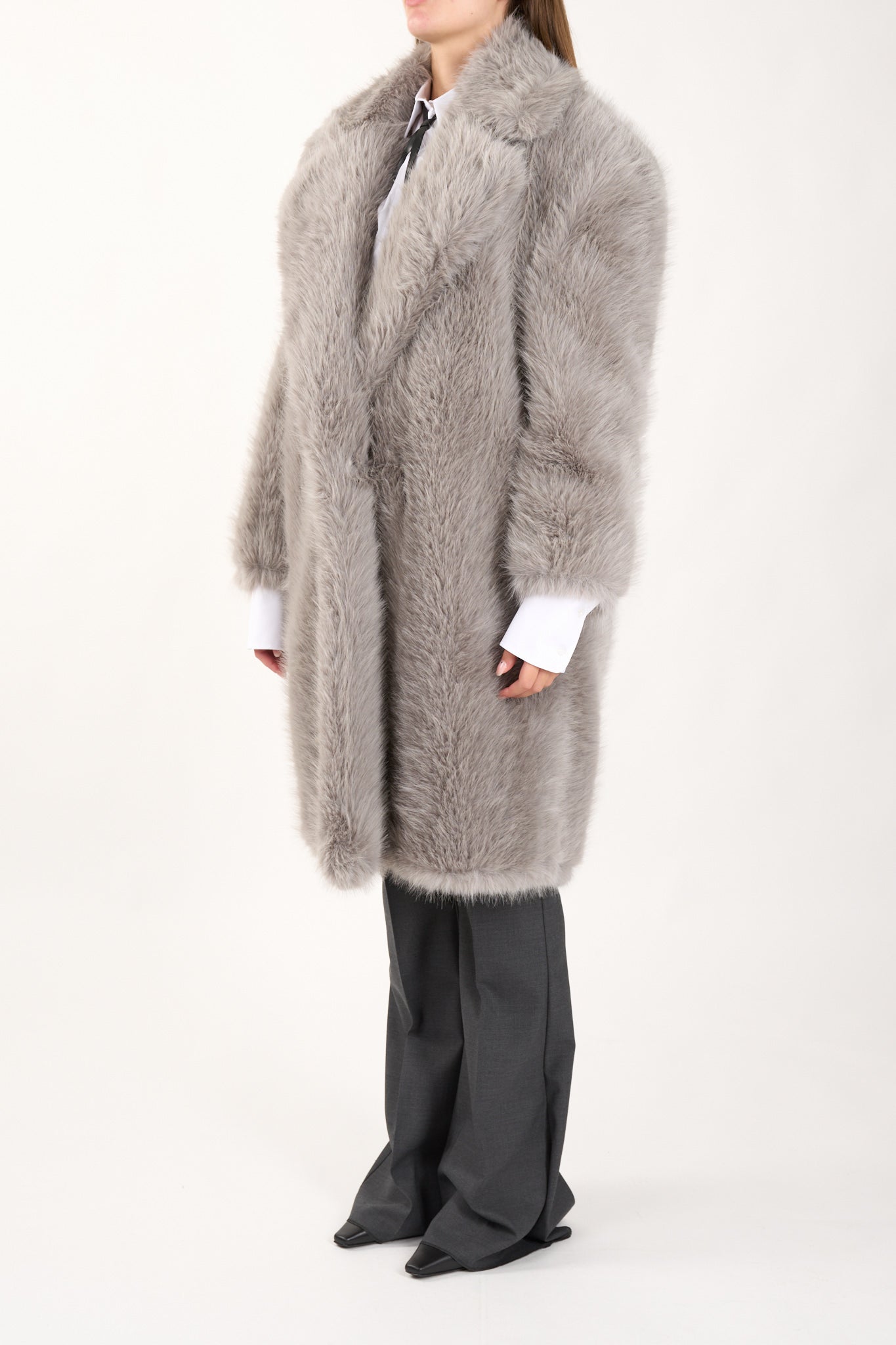 cappotto in faux fur modello manico