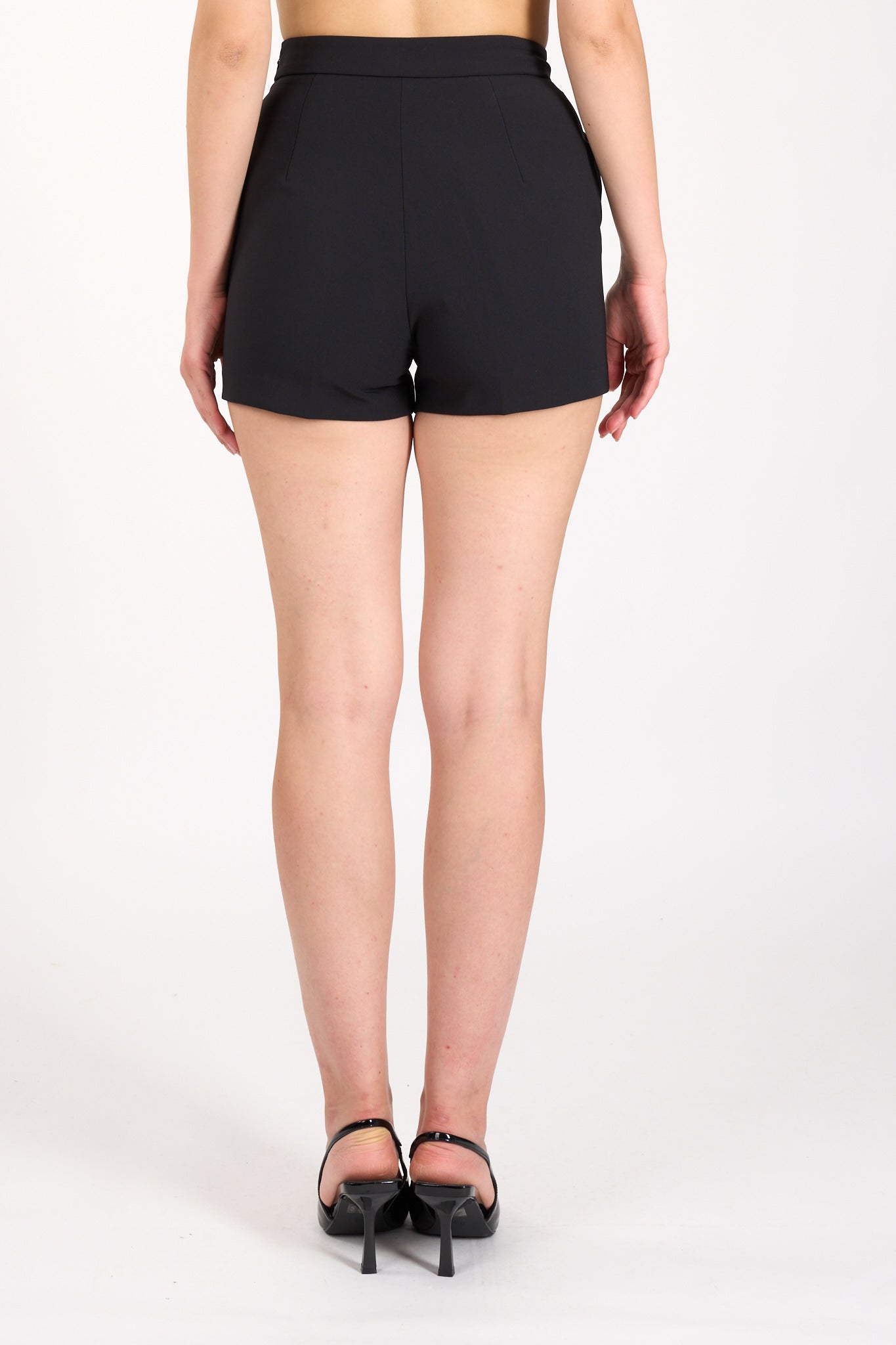 shorts in crepe stretch