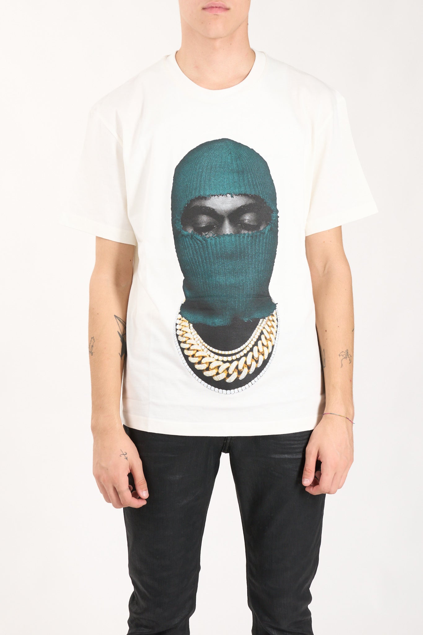 T-shirt mask20