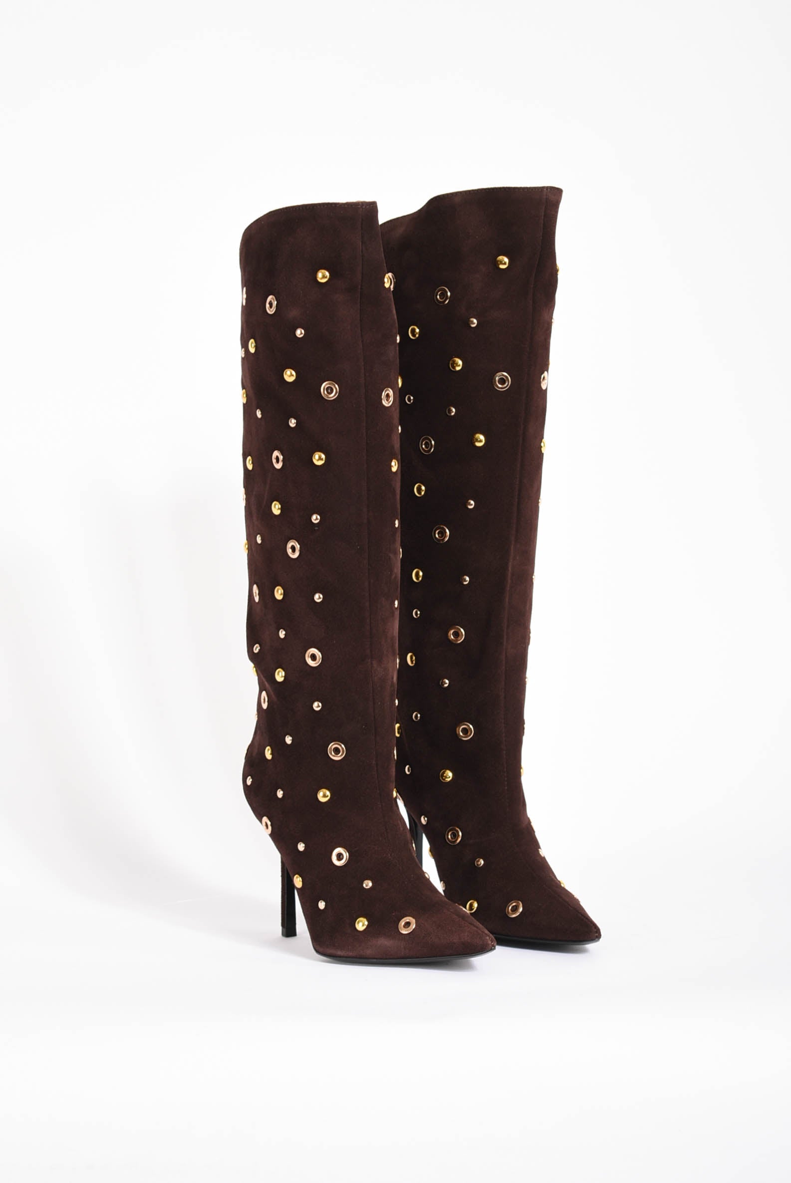 stivali in camoscio con borchie