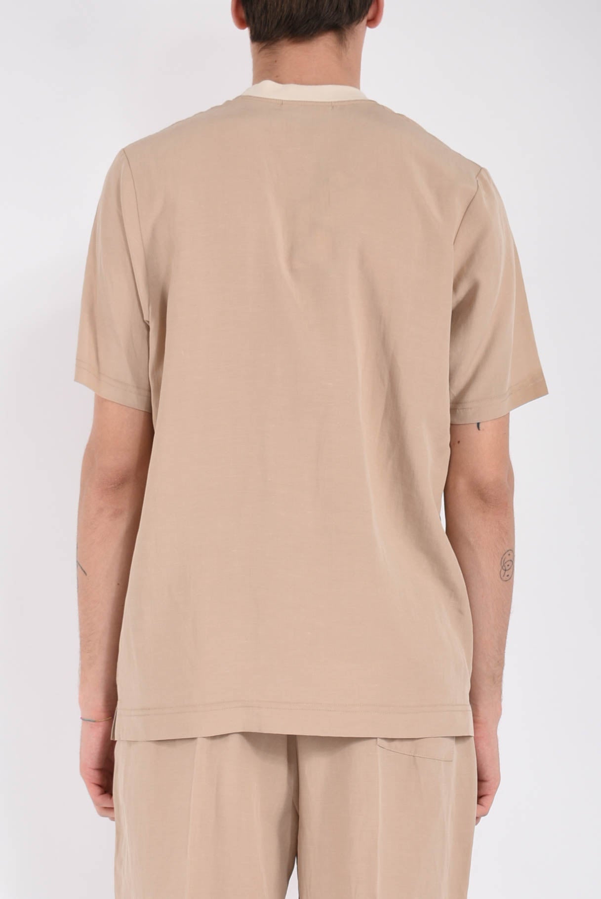 T-shirt in misto lino