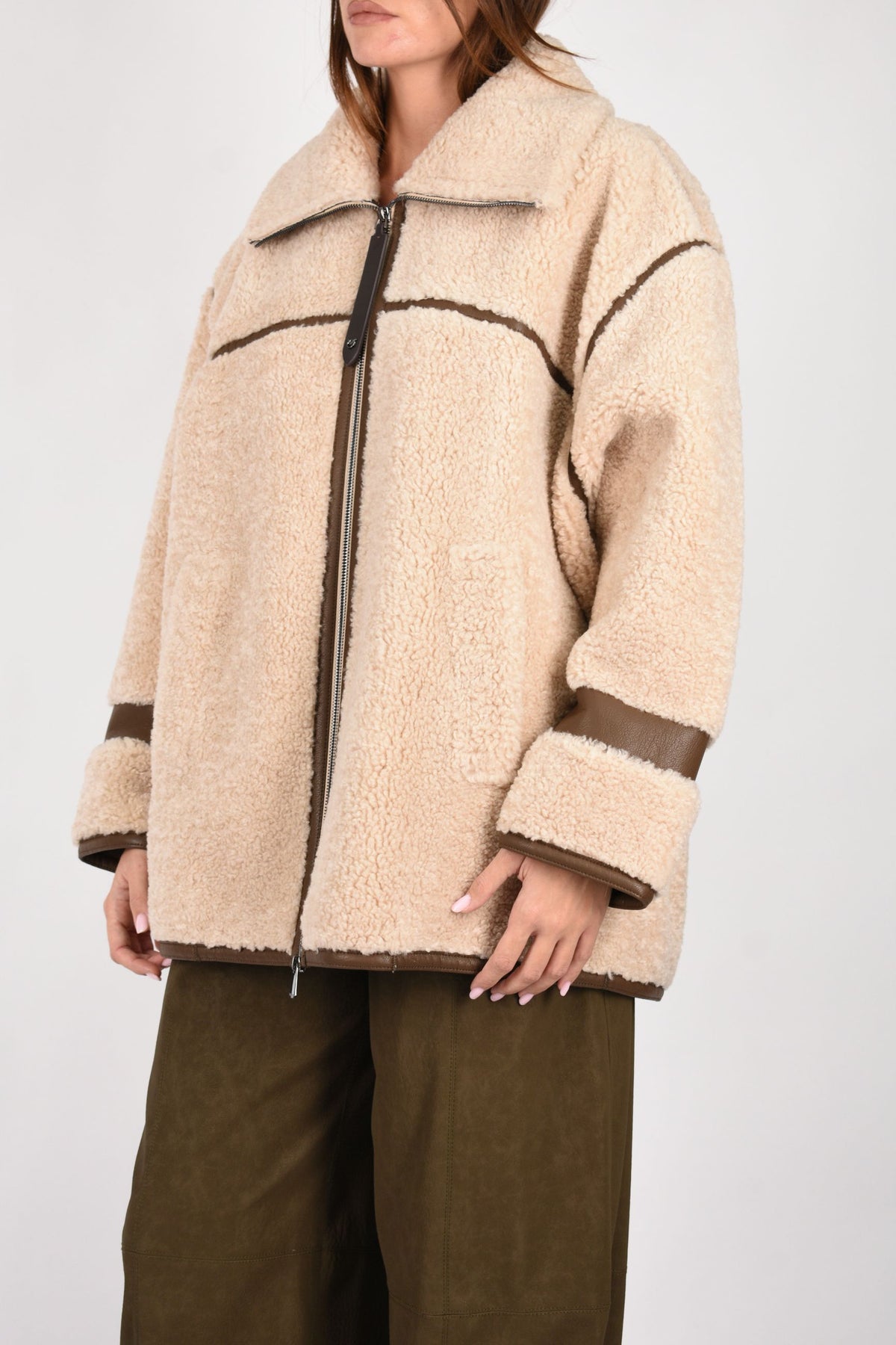 Caban effetto shearling con collo alto 107165A3FJ
