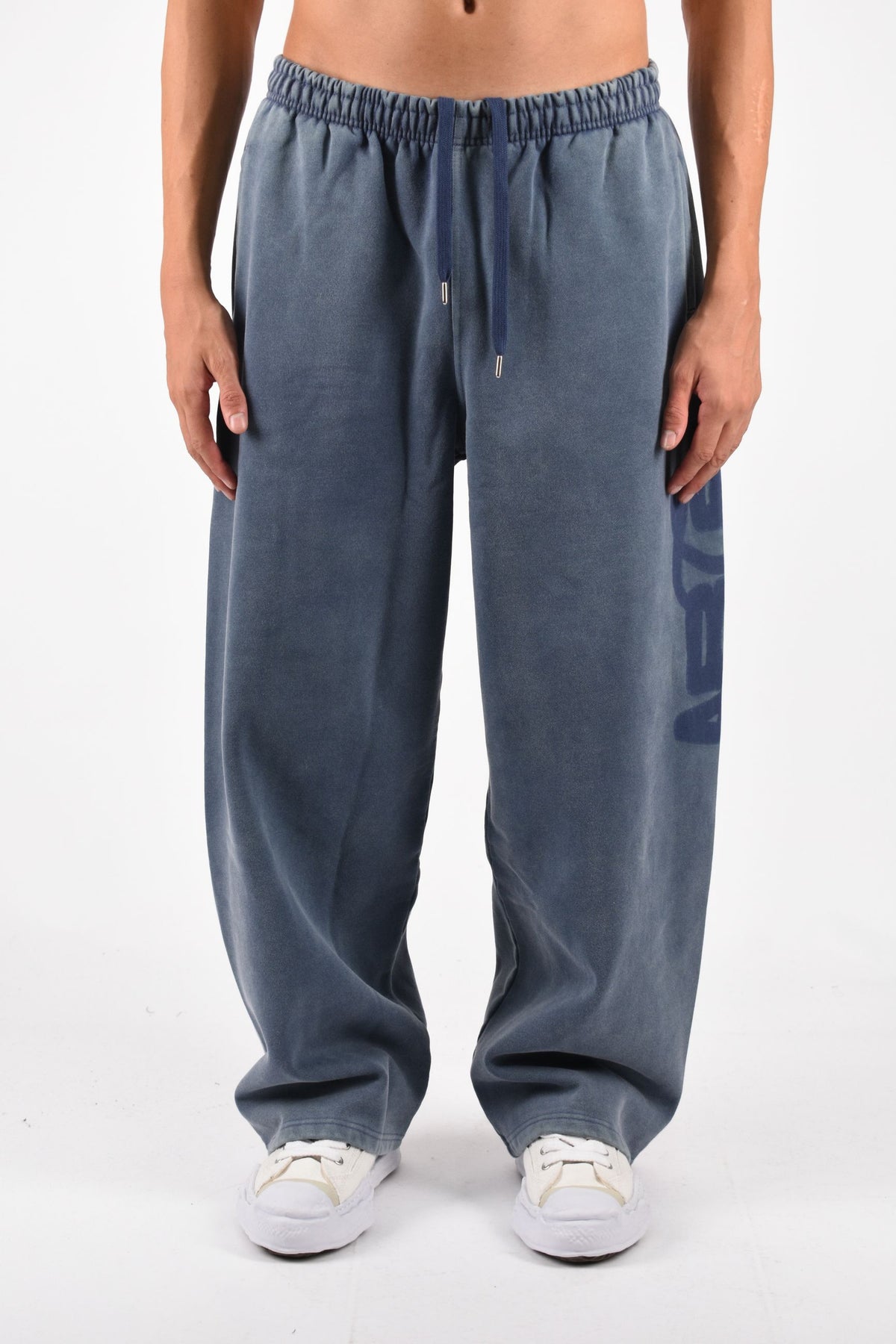 Pantaloni jogger sunfade stencil AW26028P