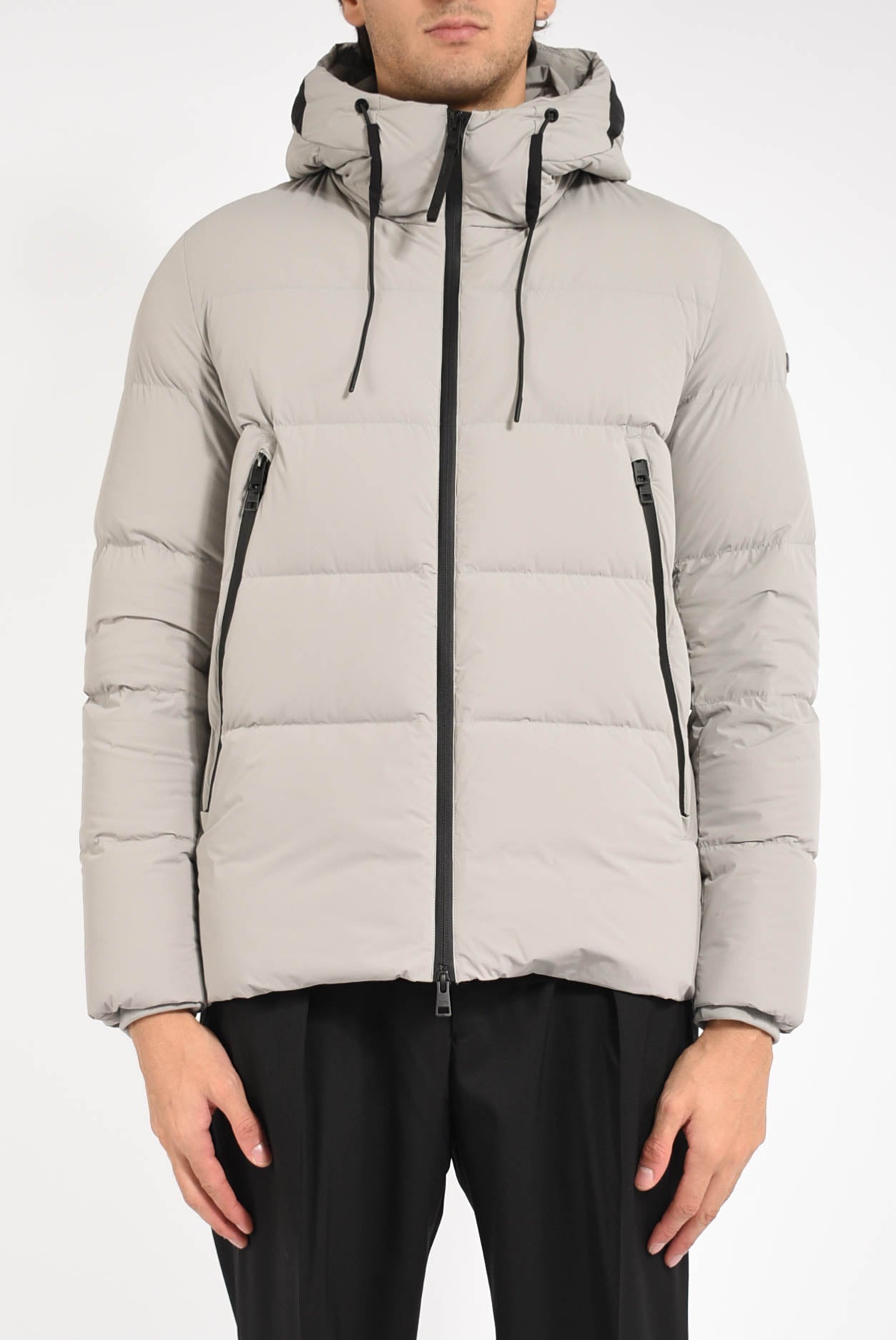 Piumino in tessuto tecnico superlight bi-stretch